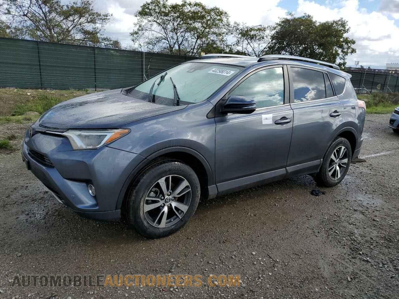JTMWFREV6HD097162 TOYOTA RAV4 2017