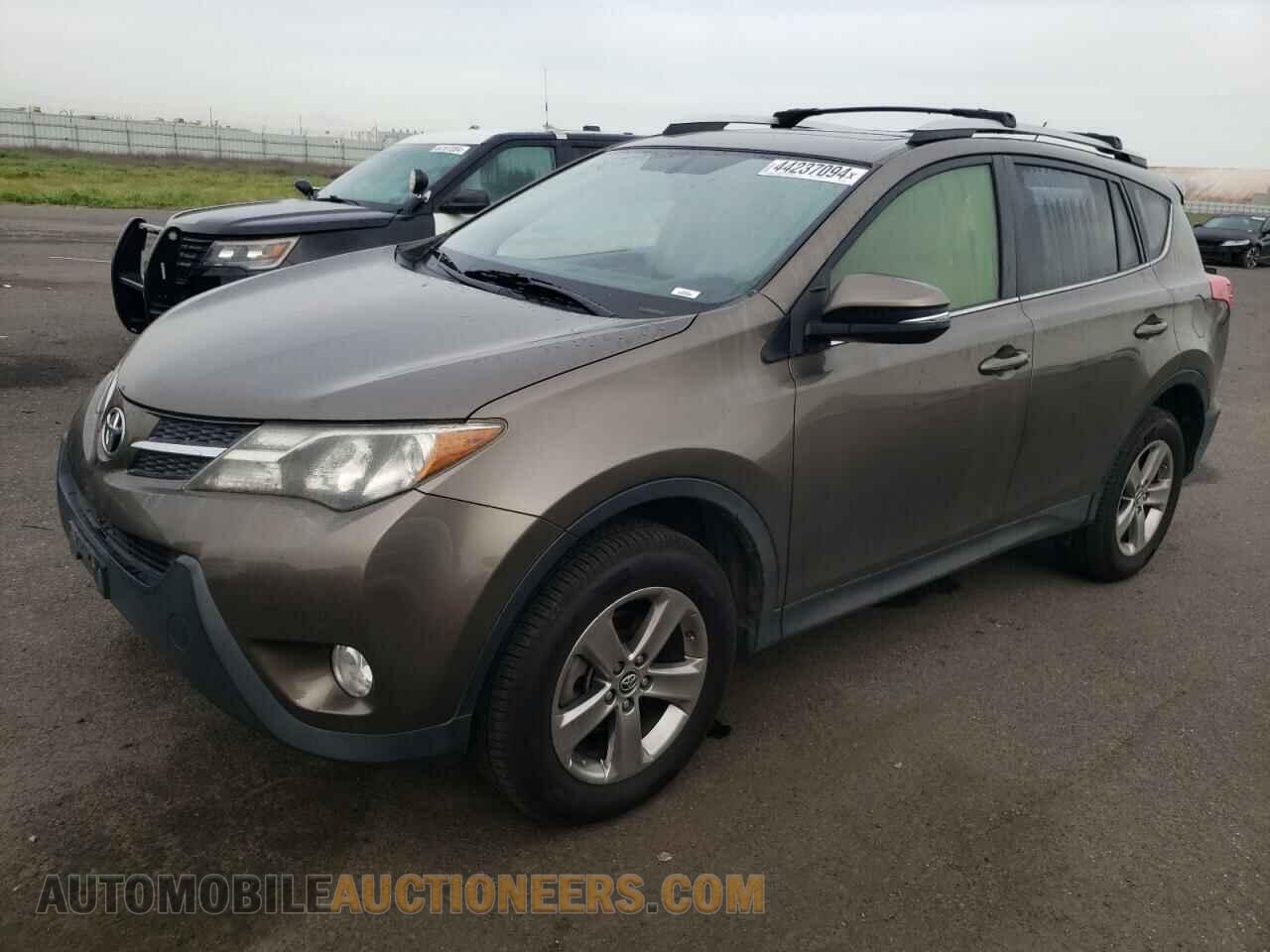 JTMWFREV7FD065429 TOYOTA RAV4 2015