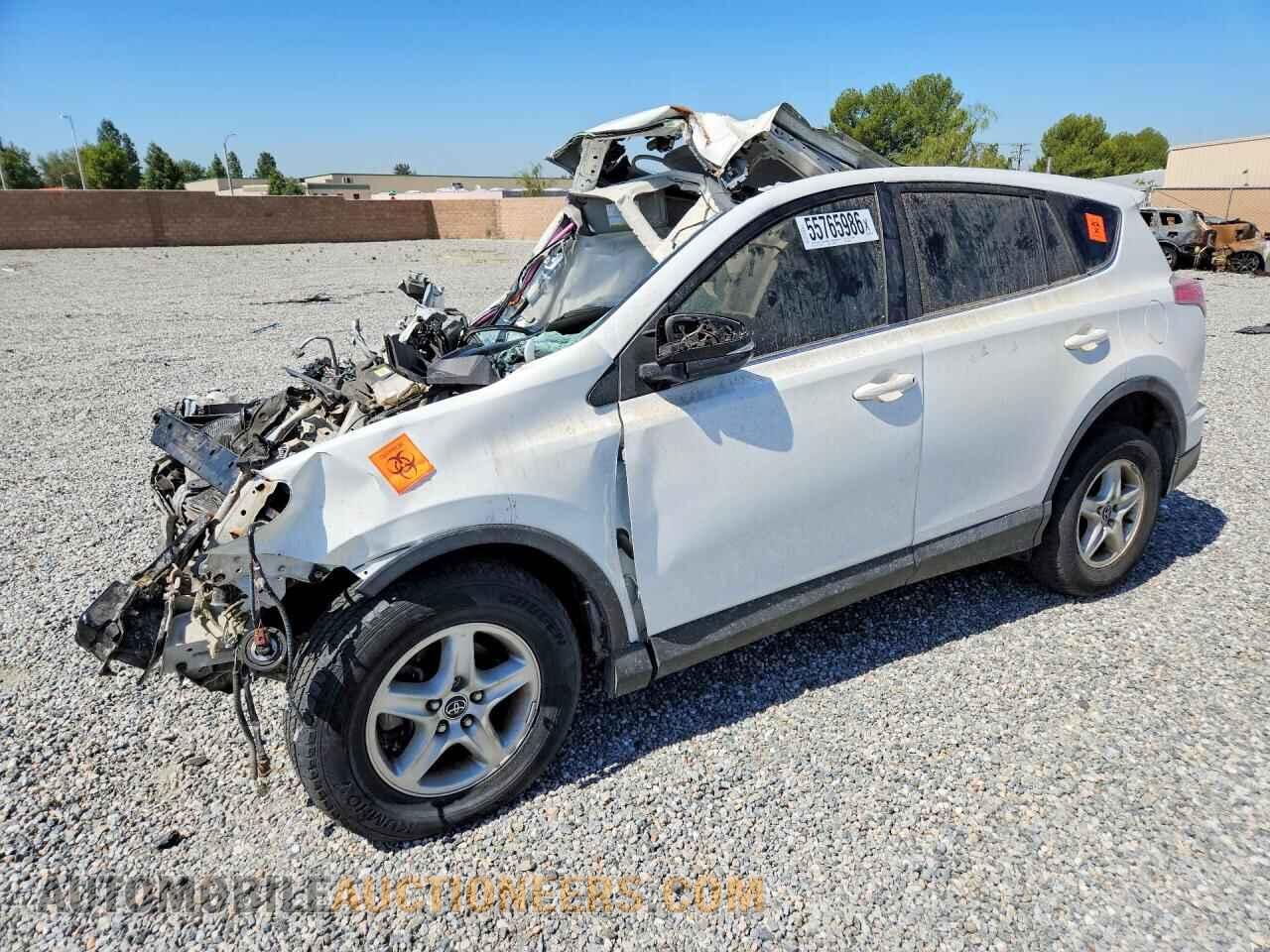 JTMWFREV7HD105205 TOYOTA RAV4 2017