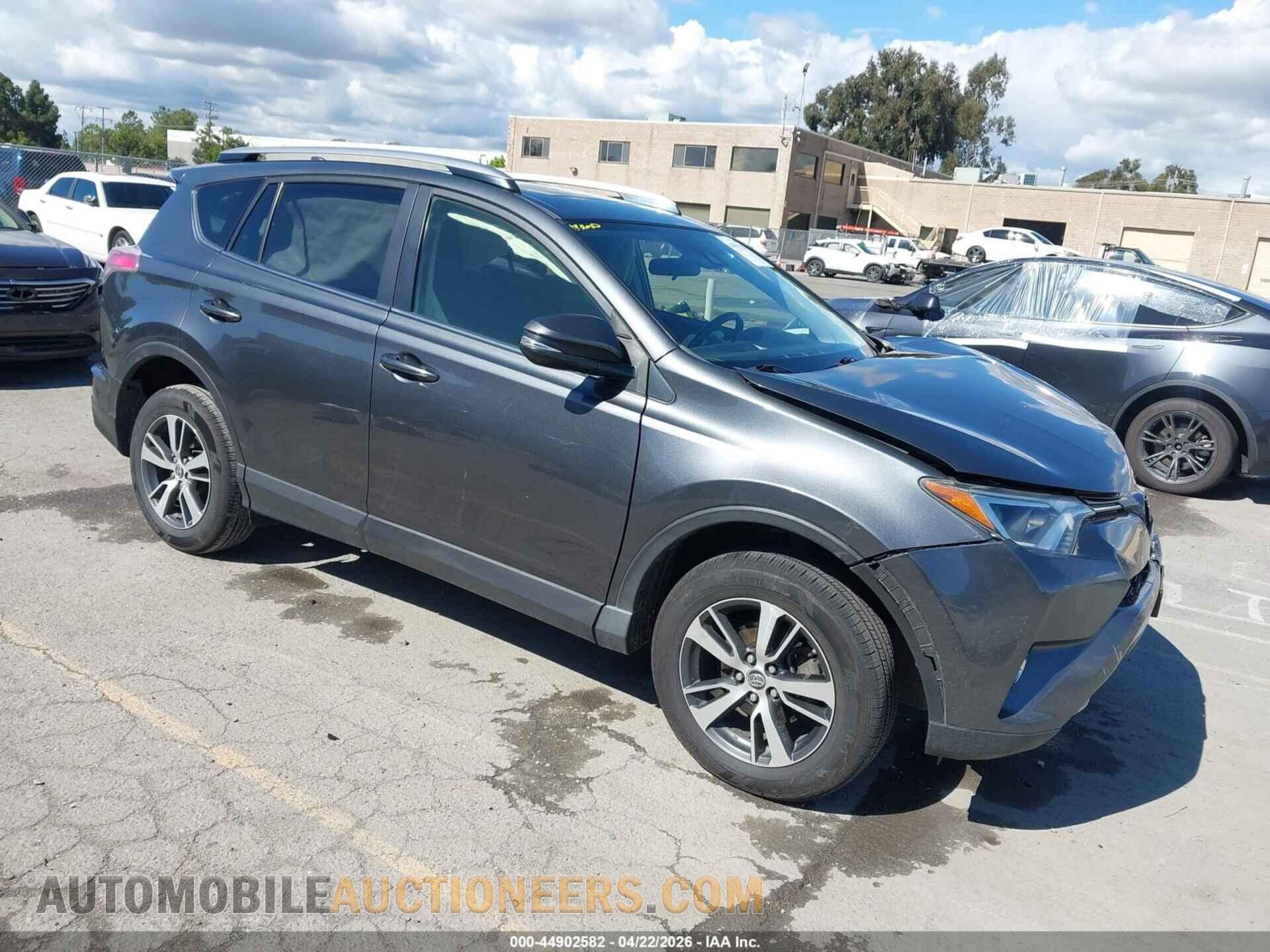 JTMWFREV7JD112970 TOYOTA RAV4 2018