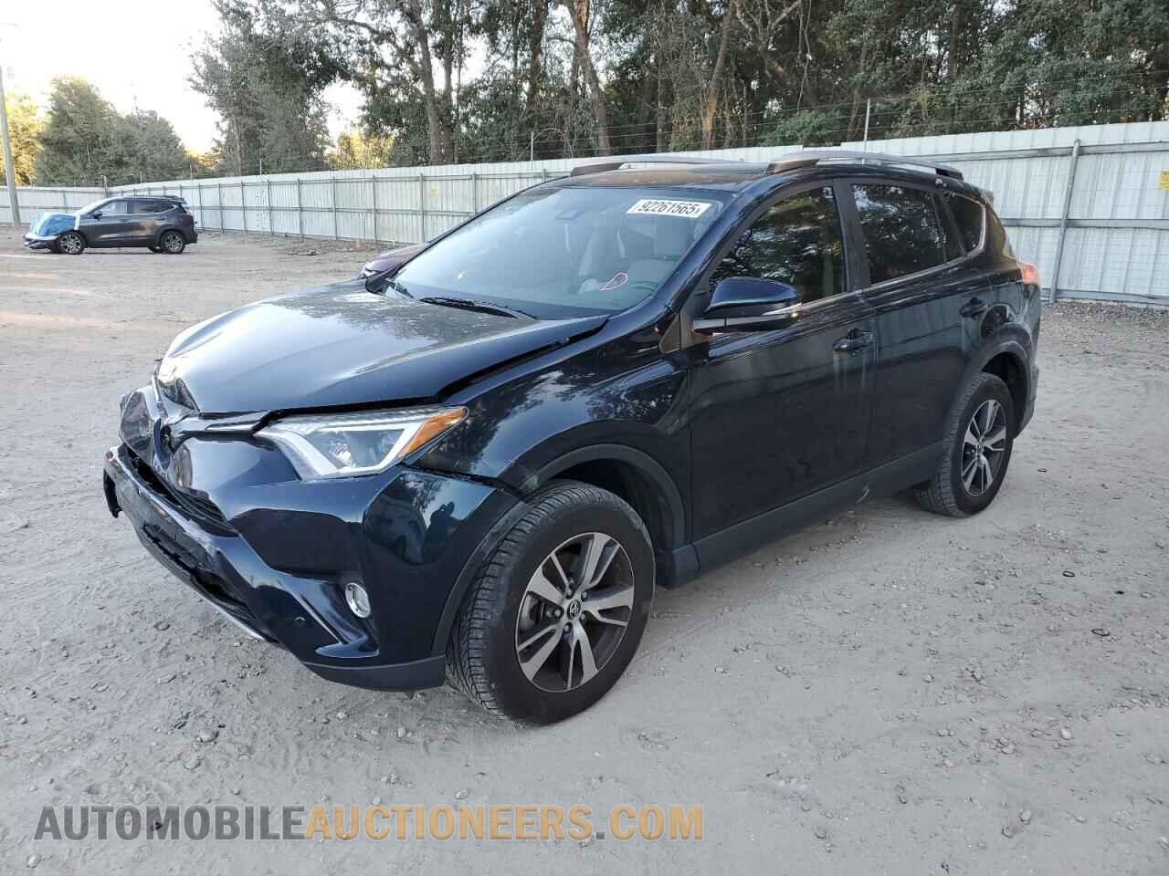 JTMWFREV8JD121693 TOYOTA RAV4 2018