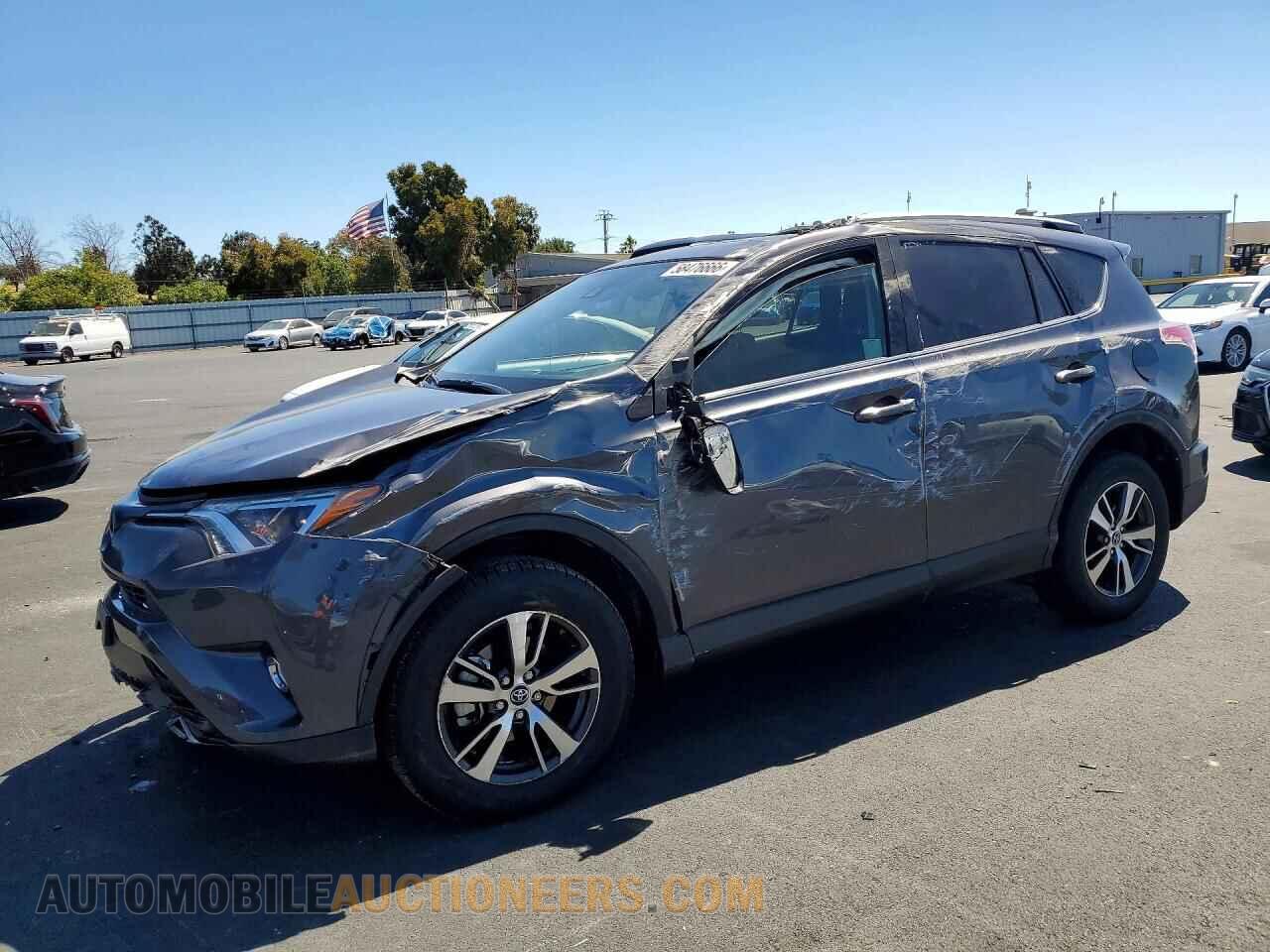 JTMWFREV8JJ746421 TOYOTA RAV4 2018