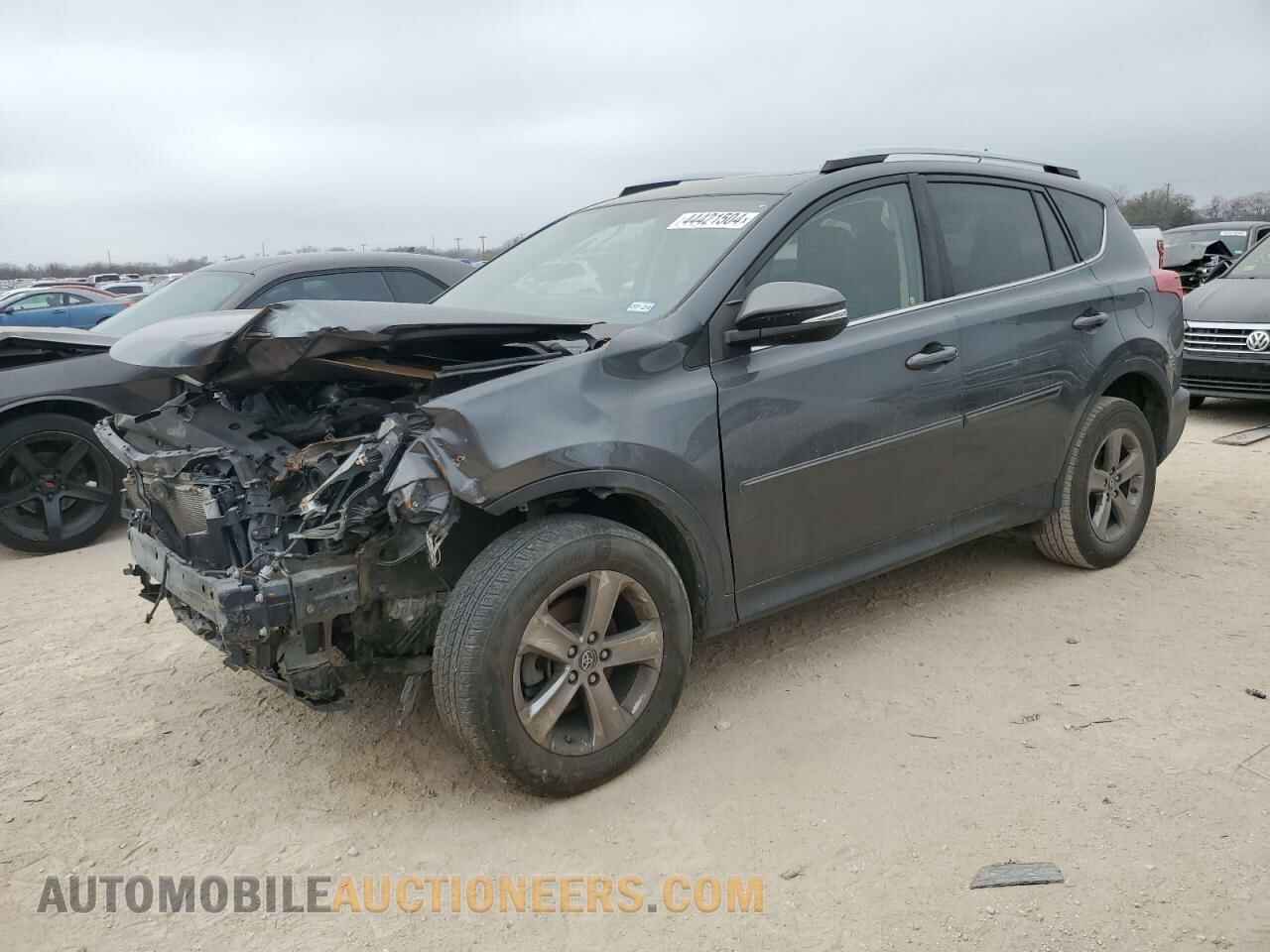 JTMWFREVXFD053386 TOYOTA RAV4 2015