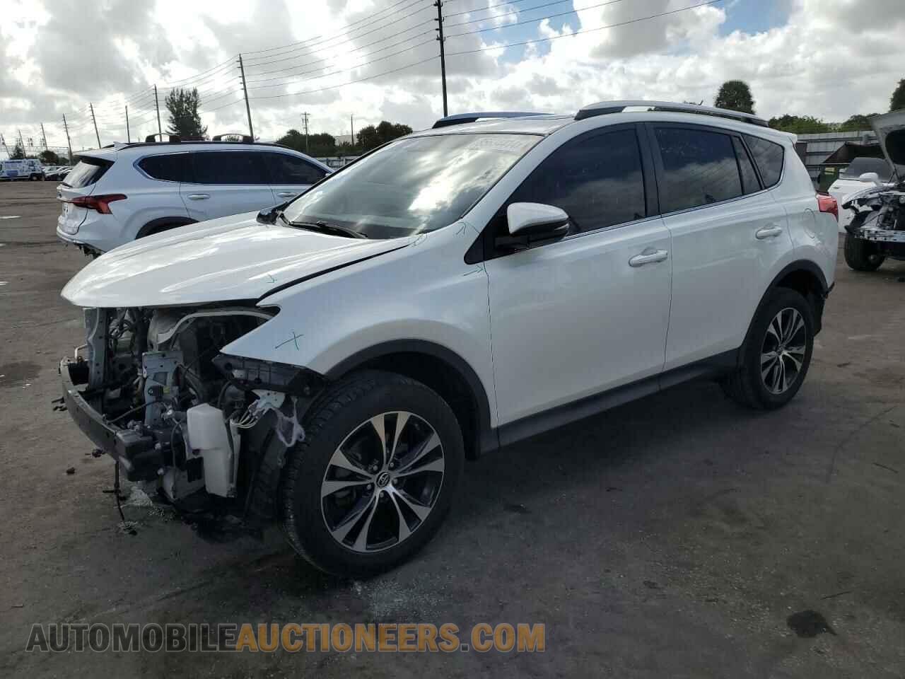 JTMYFREV7FD052043 TOYOTA RAV4 2015