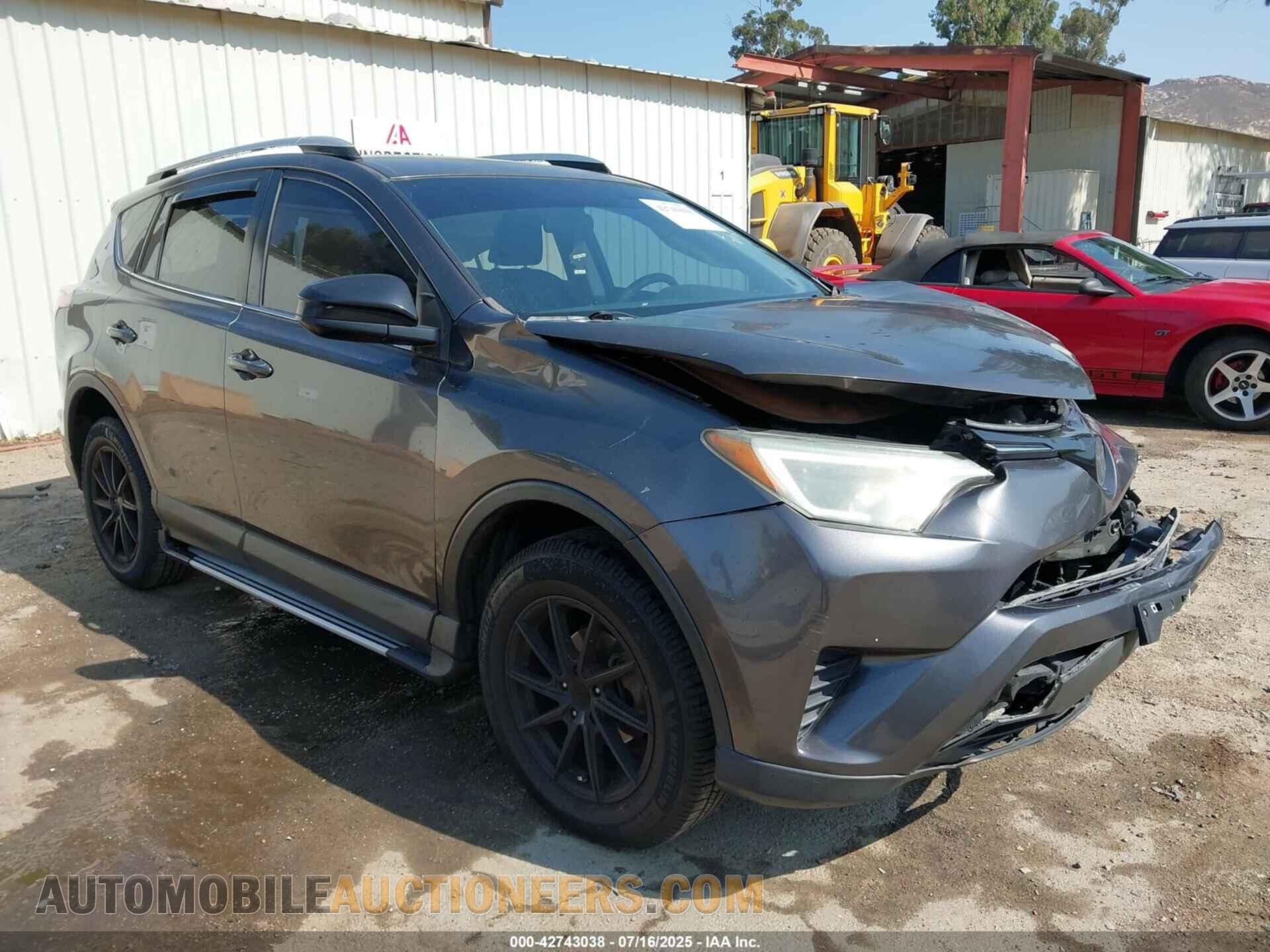 JTMZFREV2GJ100331 TOYOTA RAV4 2016