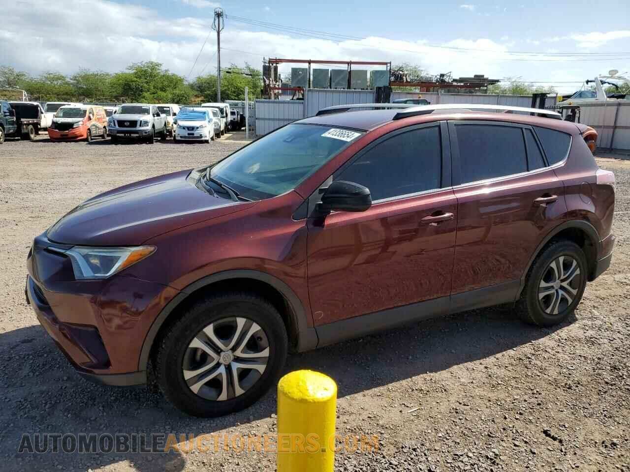 JTMZFREV2HD107585 TOYOTA RAV4 2017