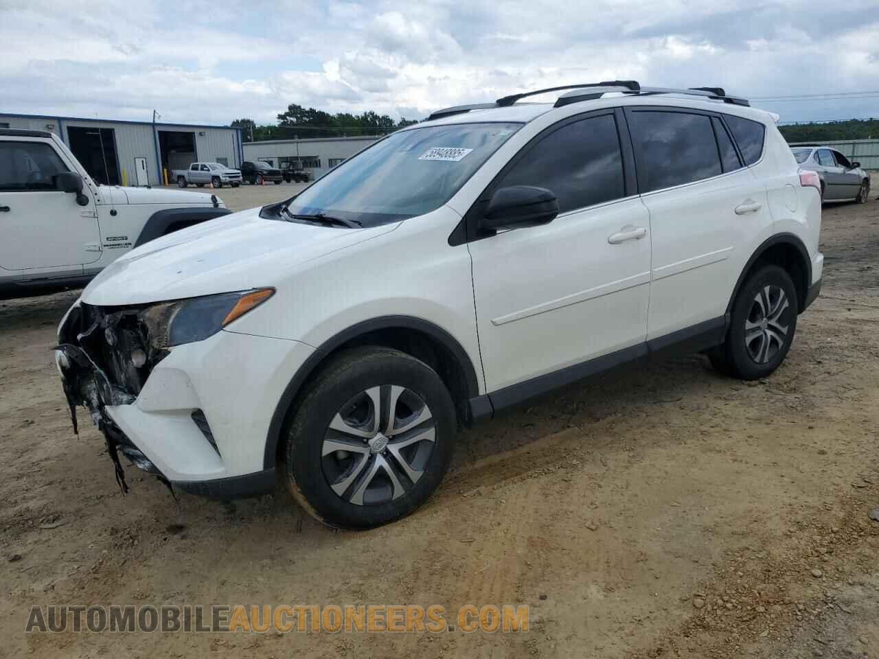 JTMZFREV2HJ133721 TOYOTA RAV4 2017