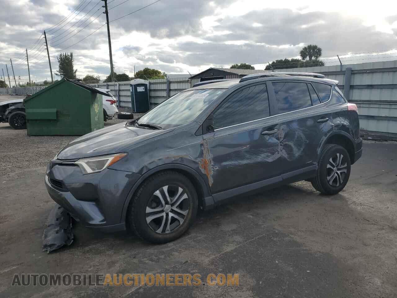 JTMZFREV3HD107921 TOYOTA RAV4 2017