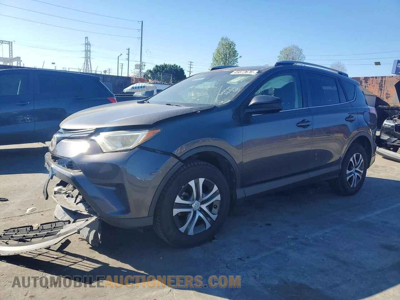 JTMZFREV3HJ120699 TOYOTA RAV4 2017