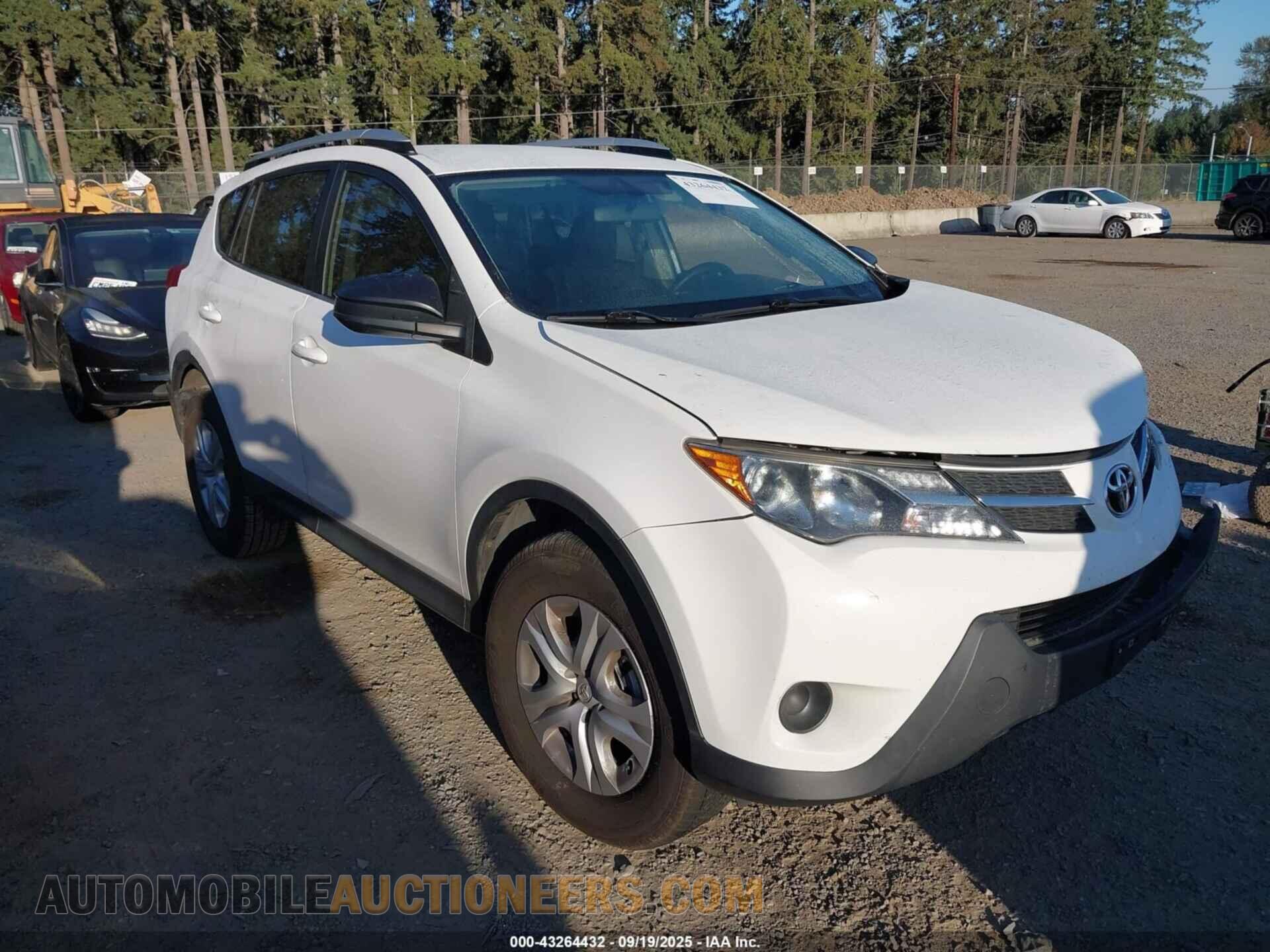 JTMZFREV4FD044194 TOYOTA RAV4 2015