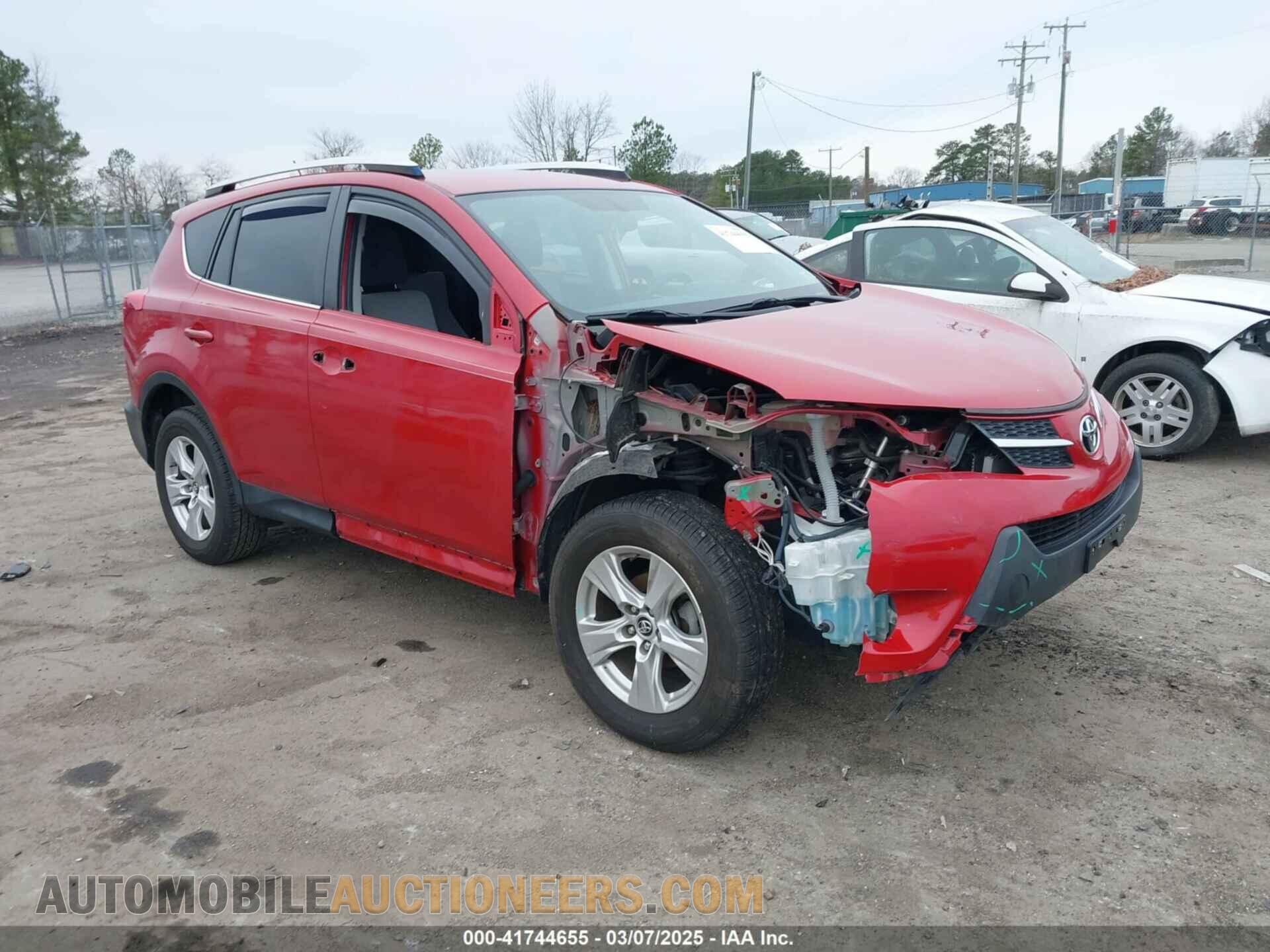 JTMZFREV4FD077745 TOYOTA RAV4 2015