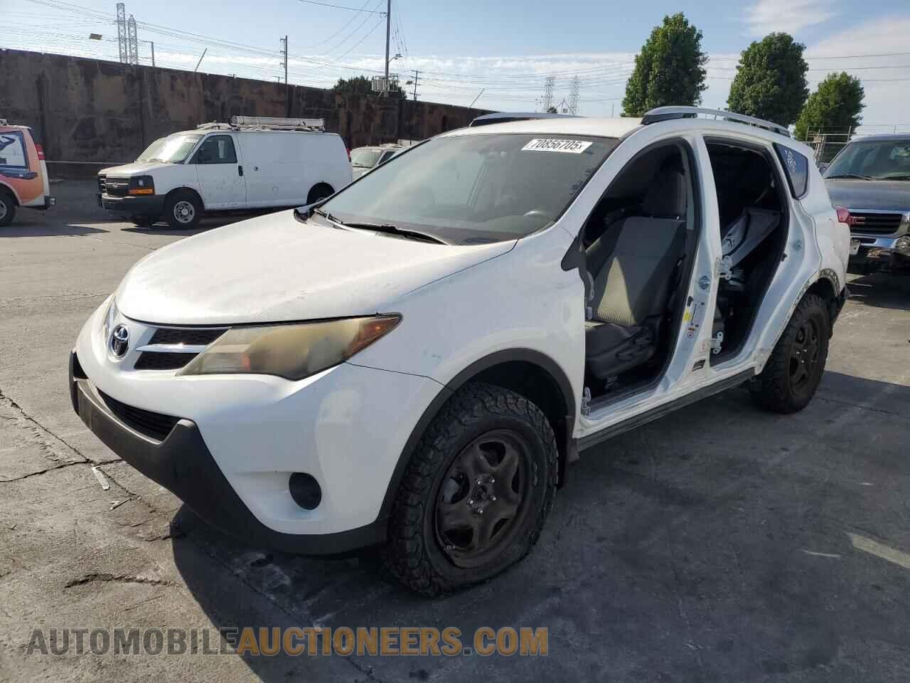 JTMZFREV7FD068375 TOYOTA RAV4 2015