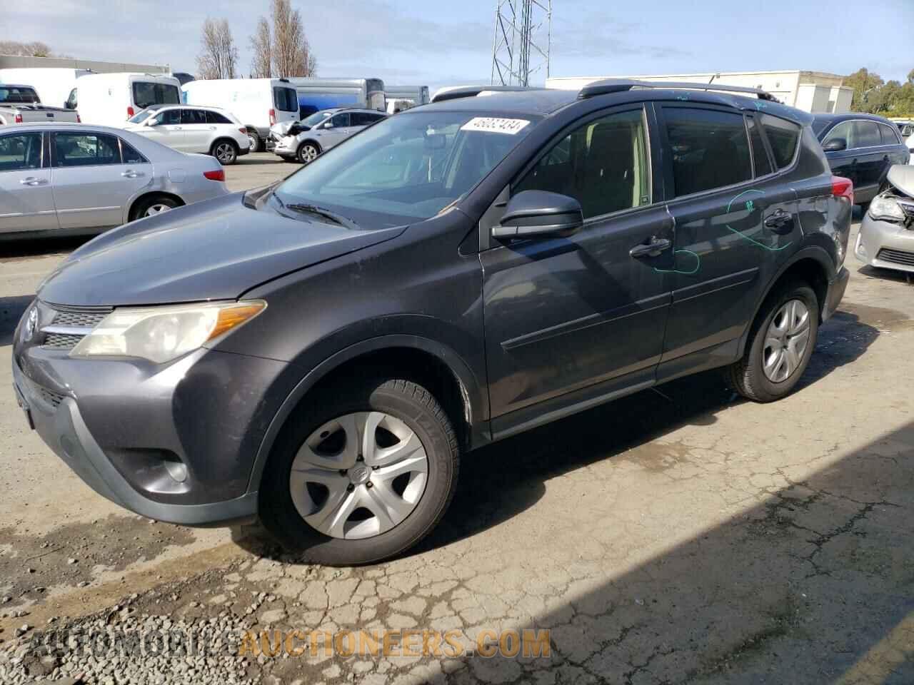 JTMZFREV7FJ048631 TOYOTA RAV4 2015