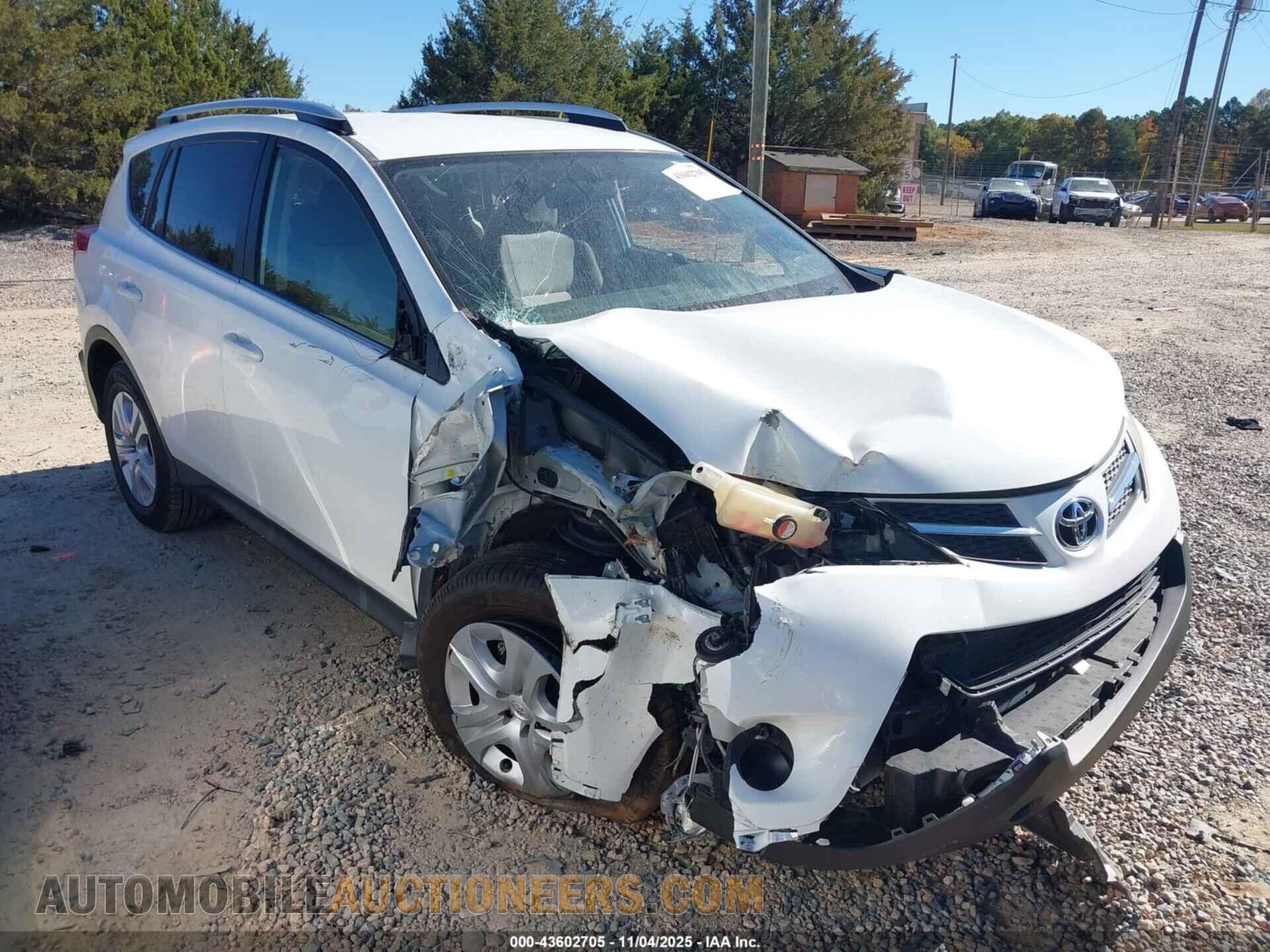 JTMZFREV8FJ040621 TOYOTA RAV4 2015