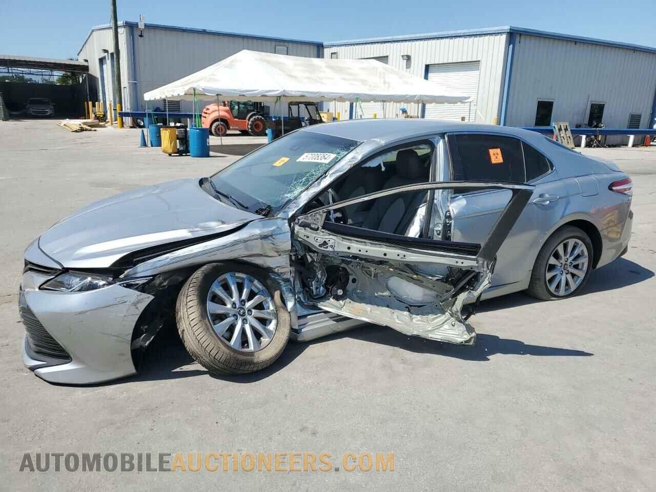 JTNB11HK0J3028362 TOYOTA CAMRY 2018