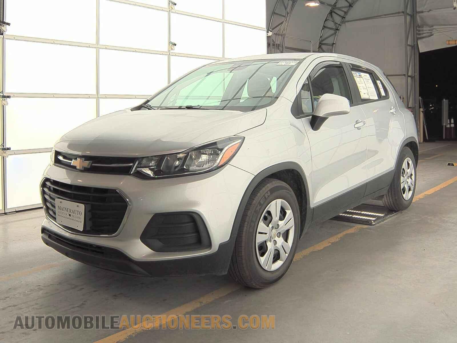 KL7CJKSB3JB561753 Chevrolet Trax 2018