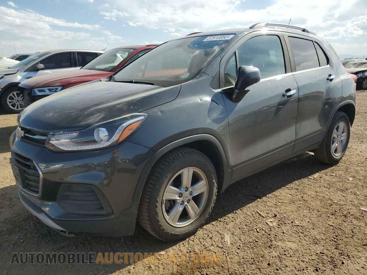KL7CJLSB4JB615213 CHEVROLET TRAX 2018