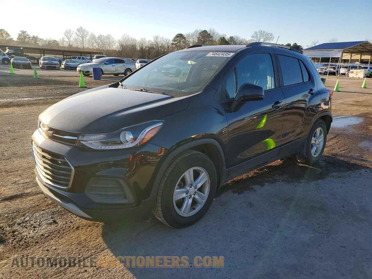 KL7CJLSM2MB376959 CHEVROLET TRAX 2021