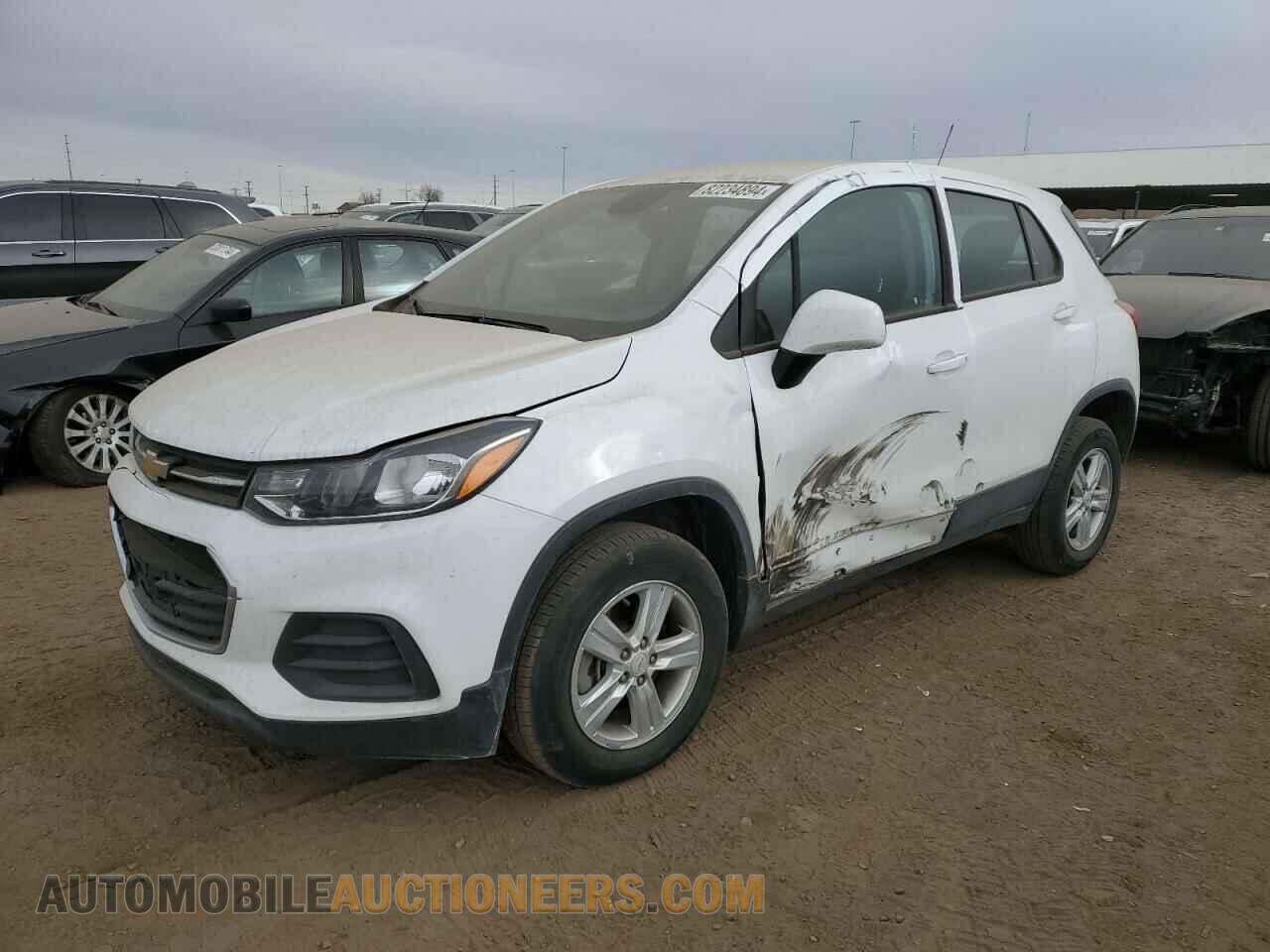 KL7CJNSB3JB571975 CHEVROLET TRAX 2018