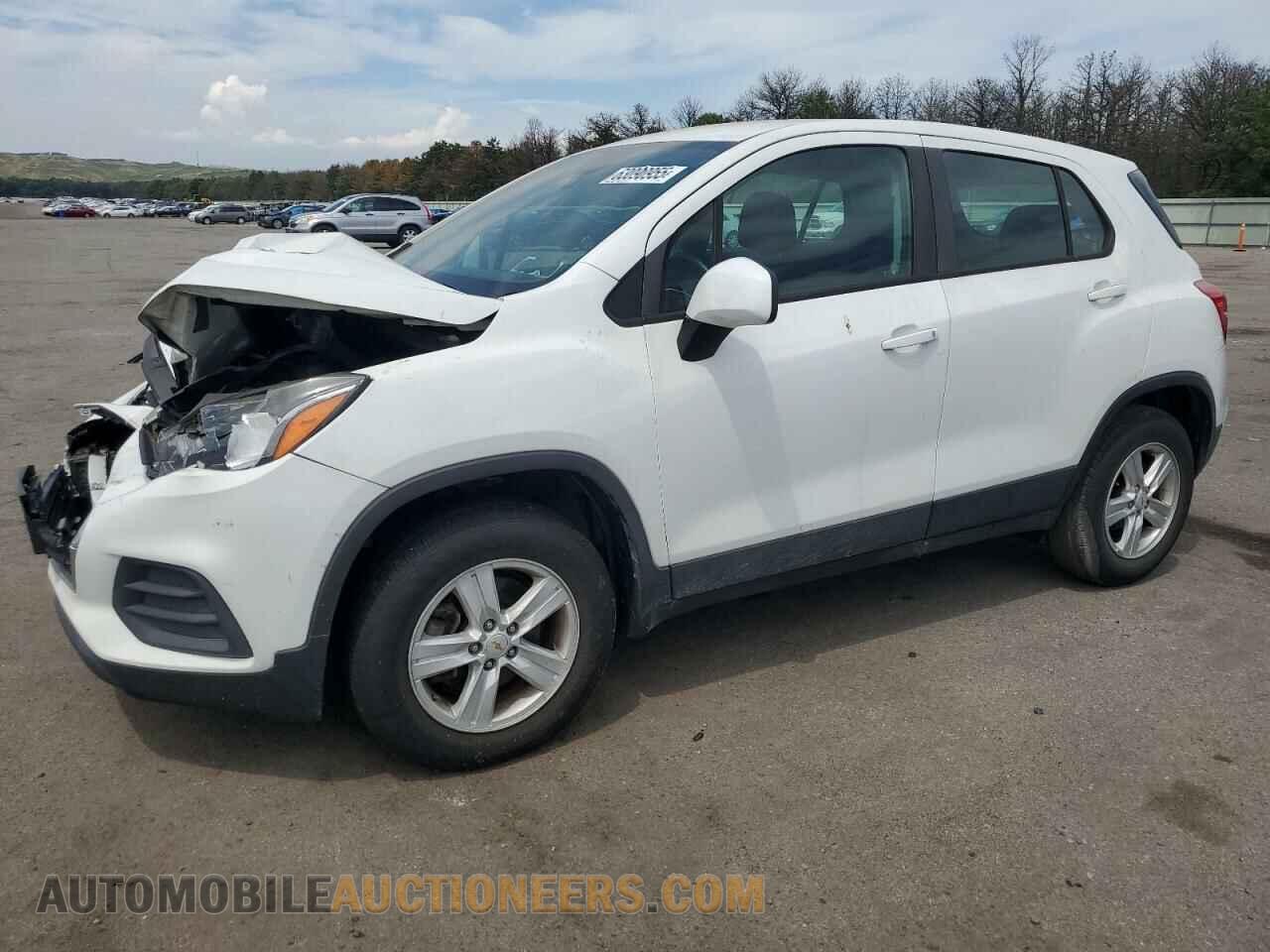 KL7CJNSB3JB699858 CHEVROLET TRAX 2018