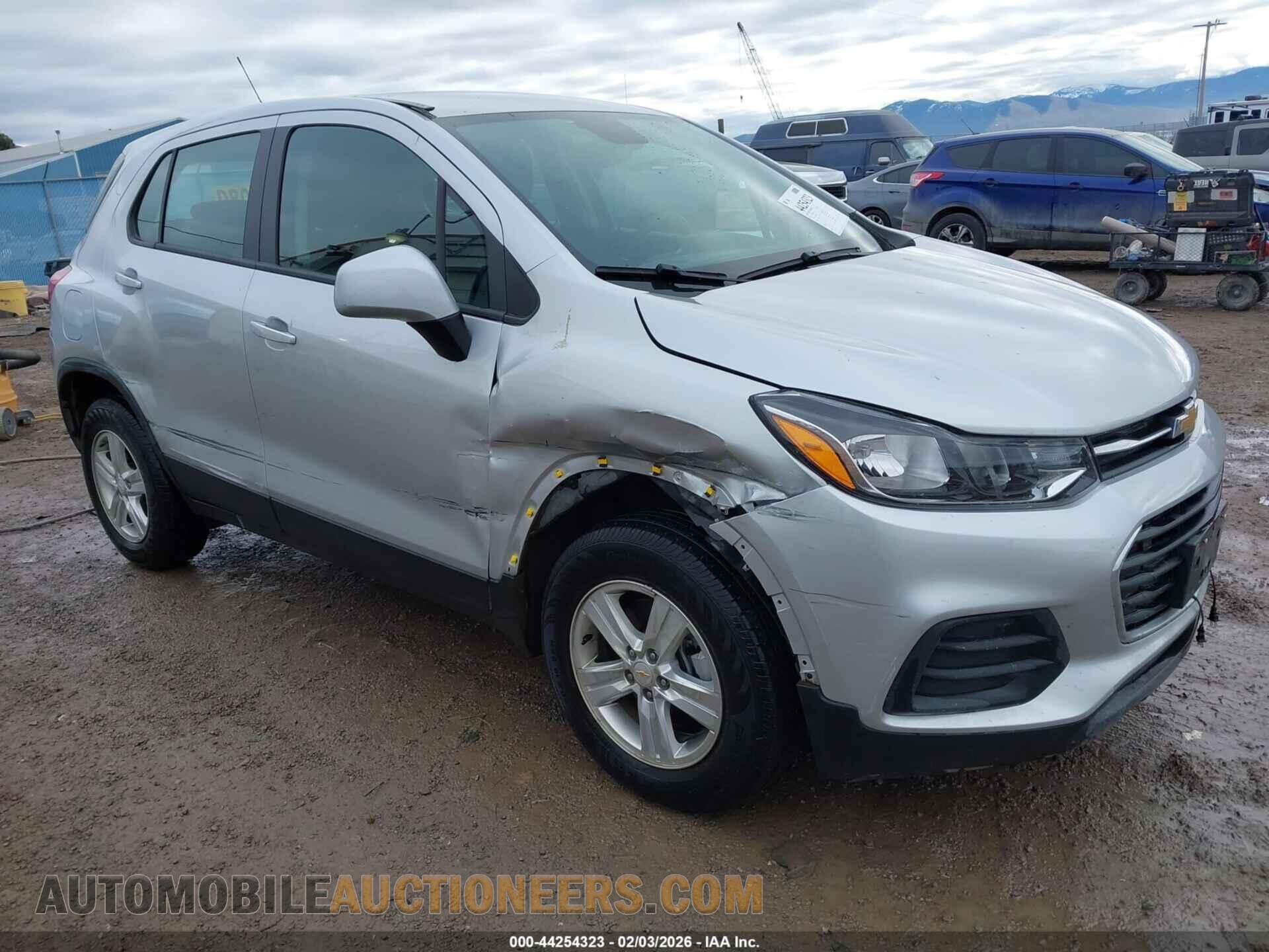 KL7CJNSB3JB719607 CHEVROLET TRAX 2018