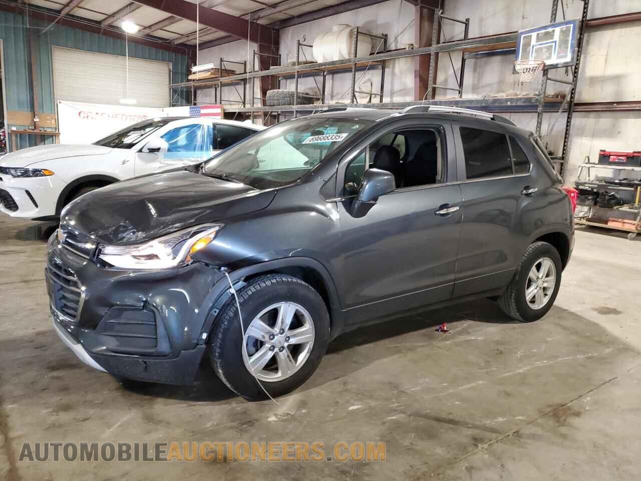 KL7CJPSB3JB619499 CHEVROLET TRAX 2018