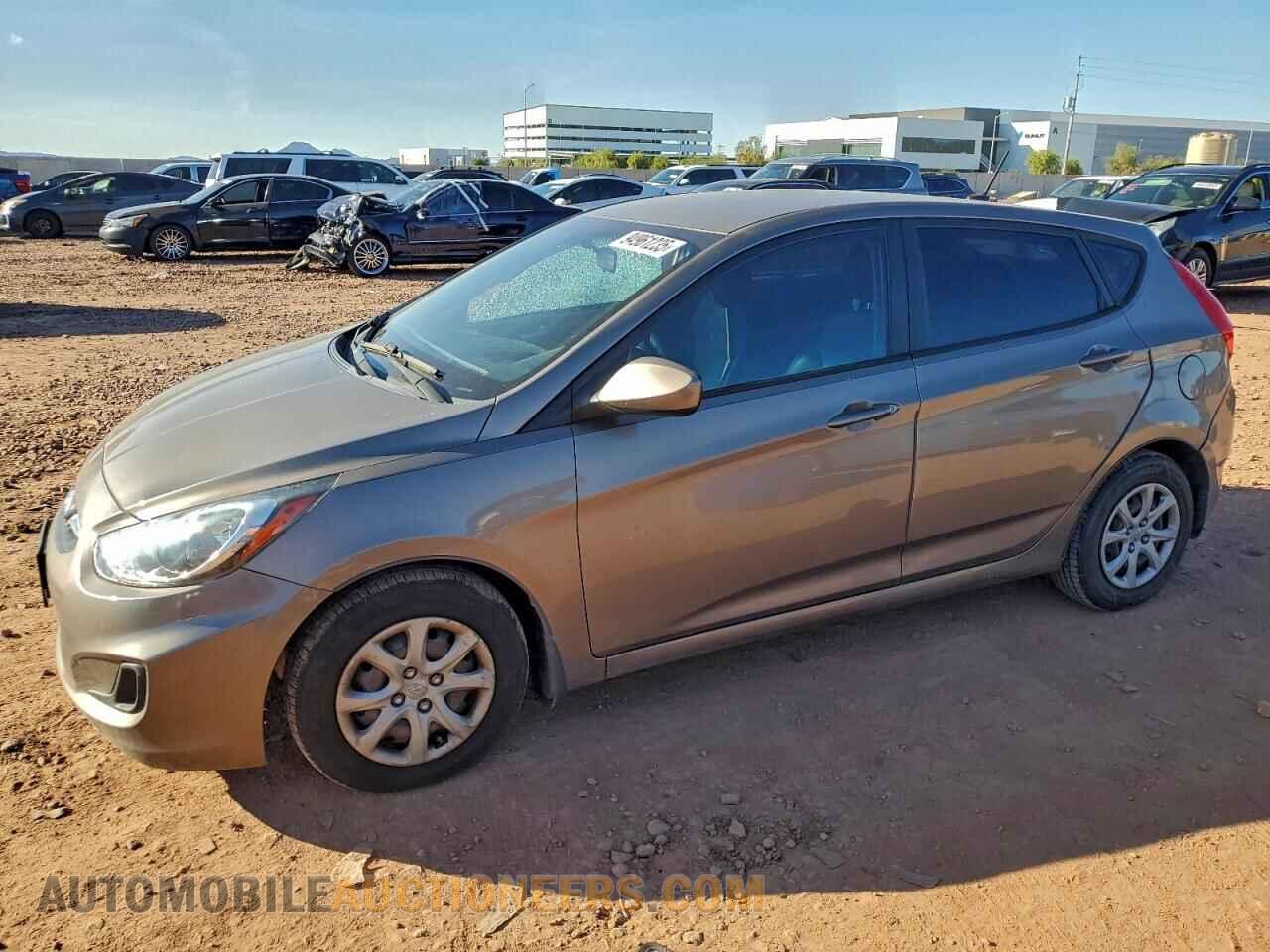 KMHCT5AE3CU044448 HYUNDAI ACCENT 2012
