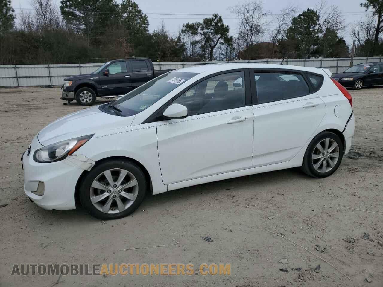 KMHCU5AE5CU005809 HYUNDAI ACCENT 2012