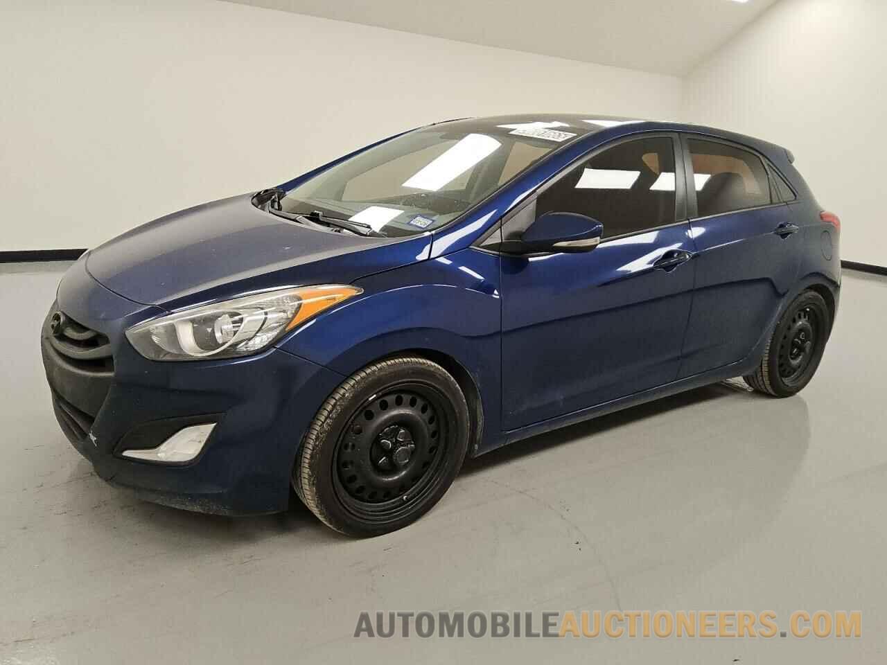 KMHD35LE3DU016877 HYUNDAI ELANTRA 2013