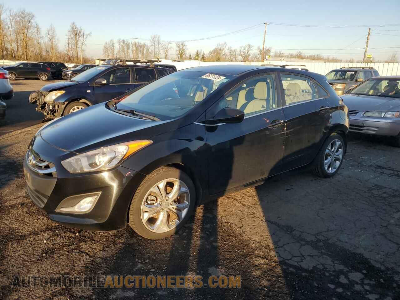 KMHD35LE9DU072452 HYUNDAI ELANTRA 2013