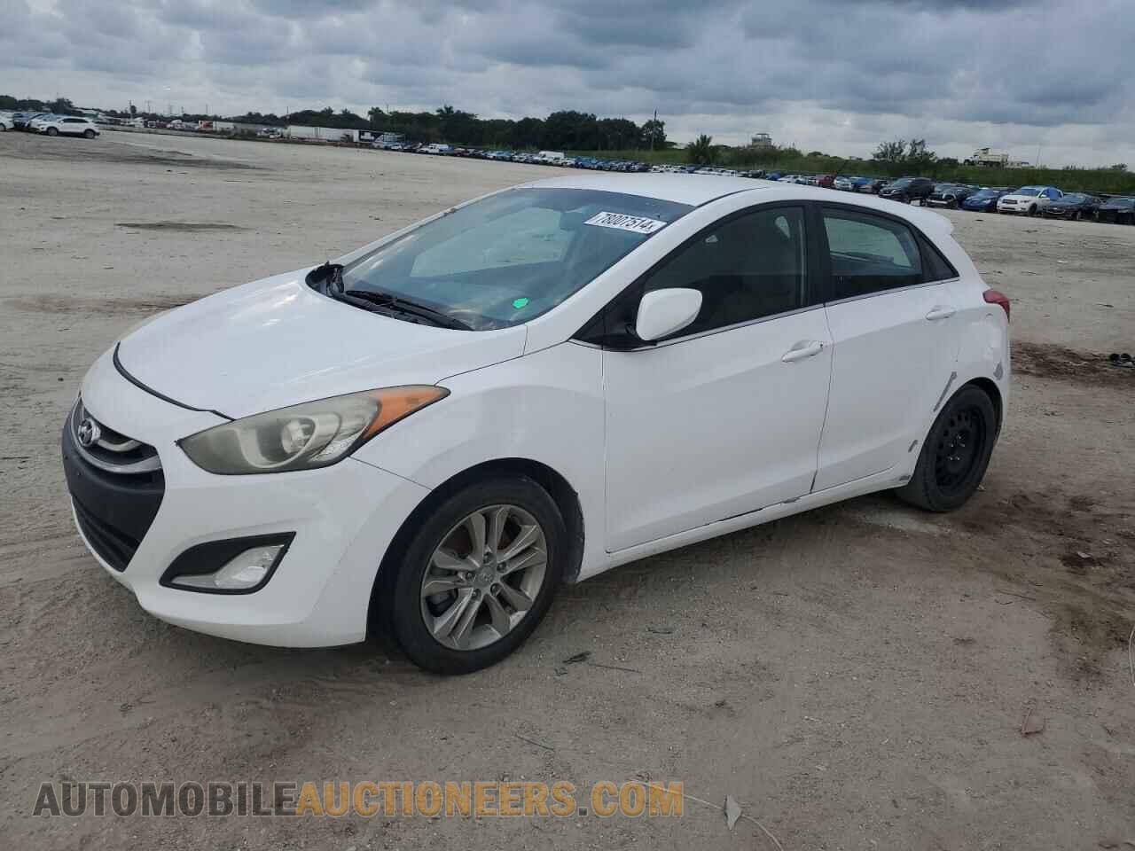 KMHD35LH2FU242552 HYUNDAI ELANTRA 2015