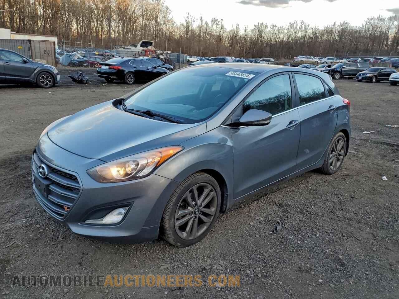 KMHD35LHXGU321663 HYUNDAI ELANTRA 2016