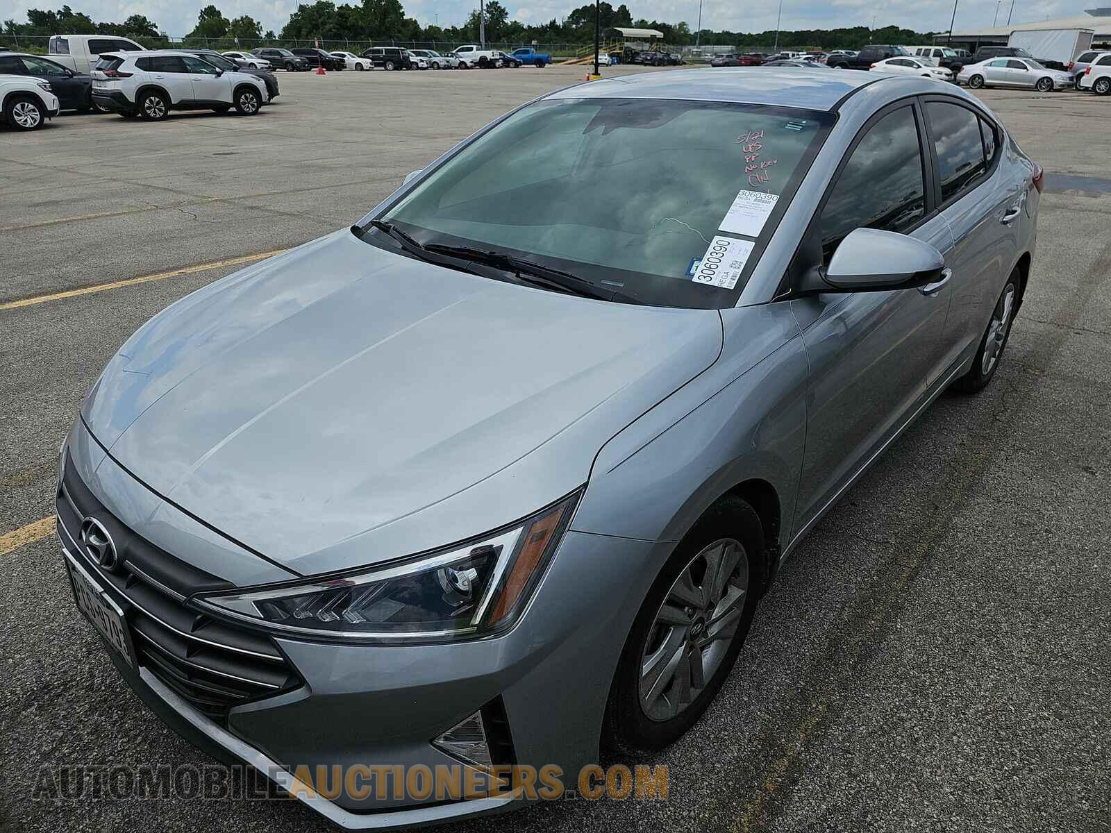 KMHD84LF0LU107821 Hyundai Elantra 2020