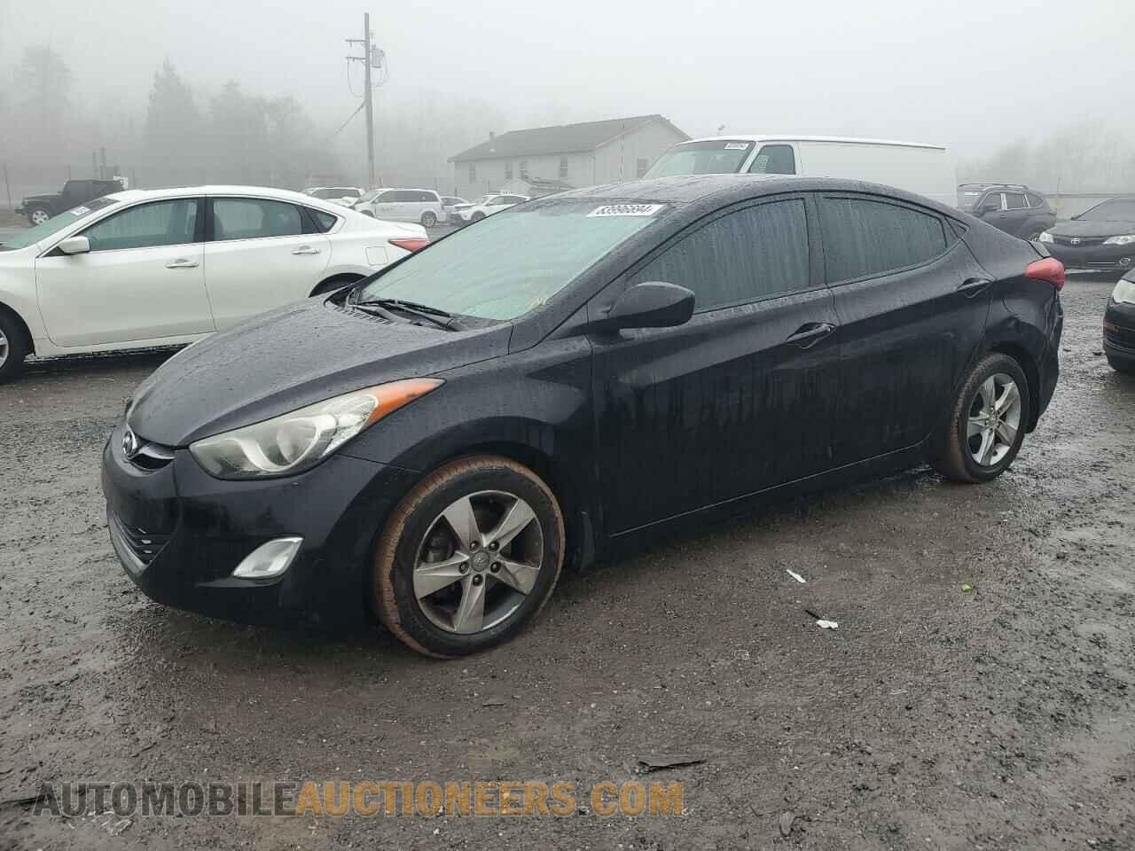 KMHDH4AE1DU925893 HYUNDAI ELANTRA 2013
