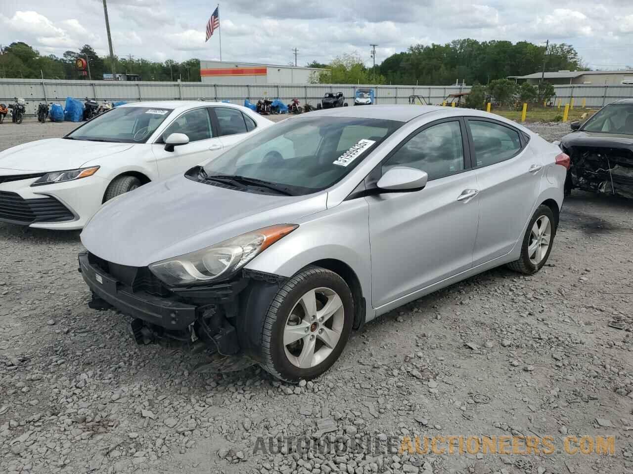 KMHDH4AE6DU661778 HYUNDAI ELANTRA 2013