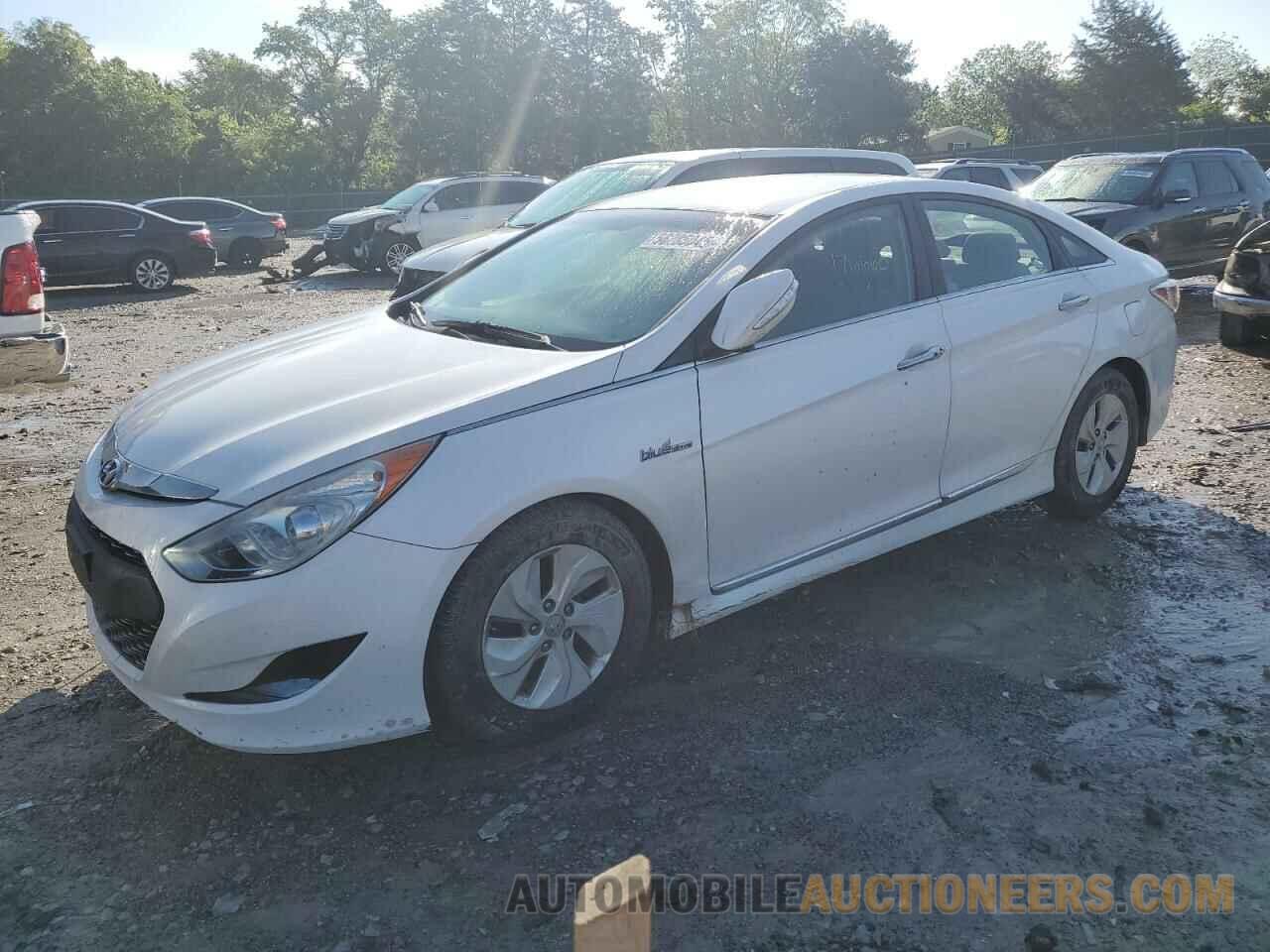 KMHEC4A43DA078984 HYUNDAI SONATA 2013