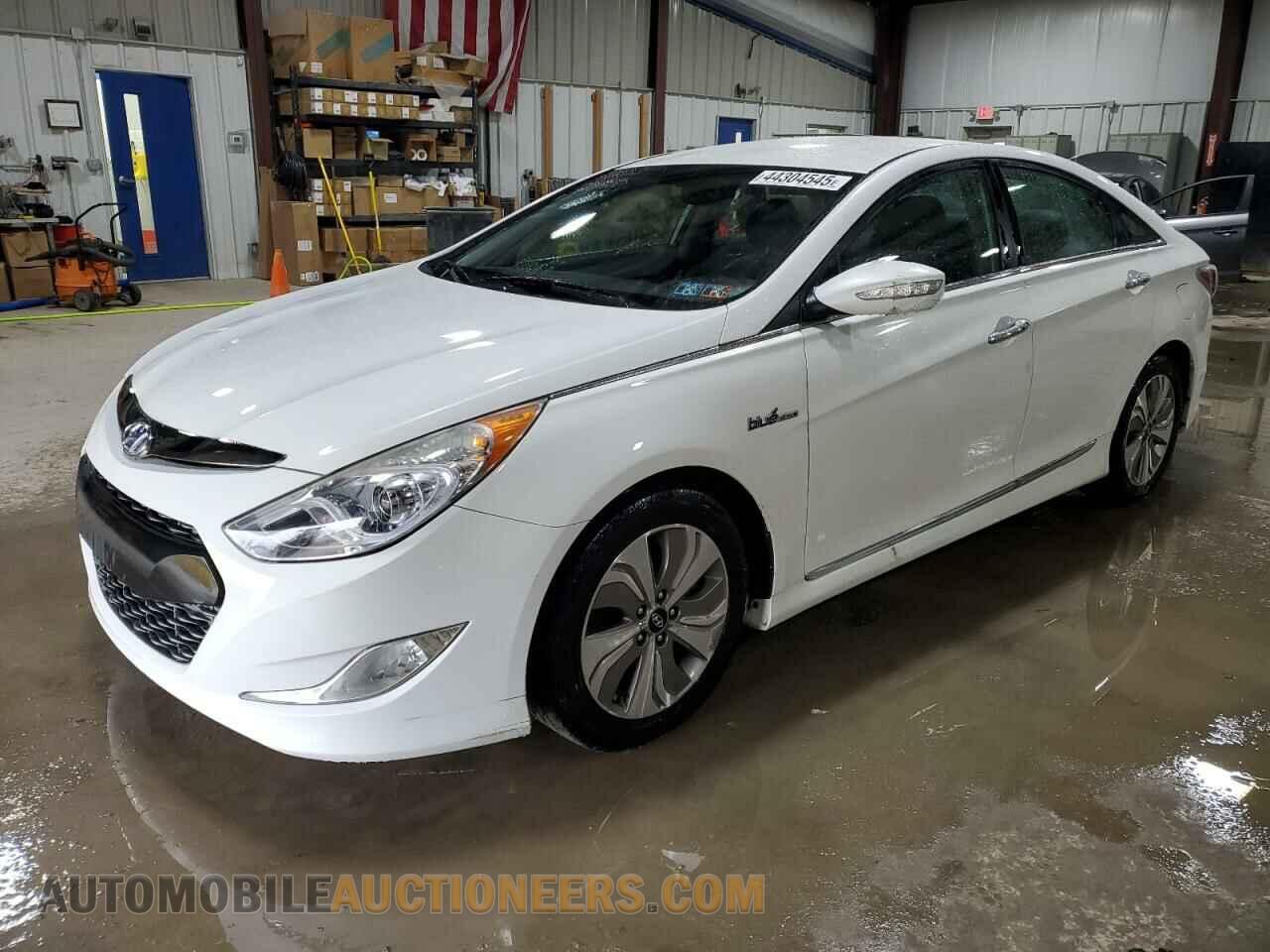 KMHEC4A44DA080680 HYUNDAI SONATA 2013