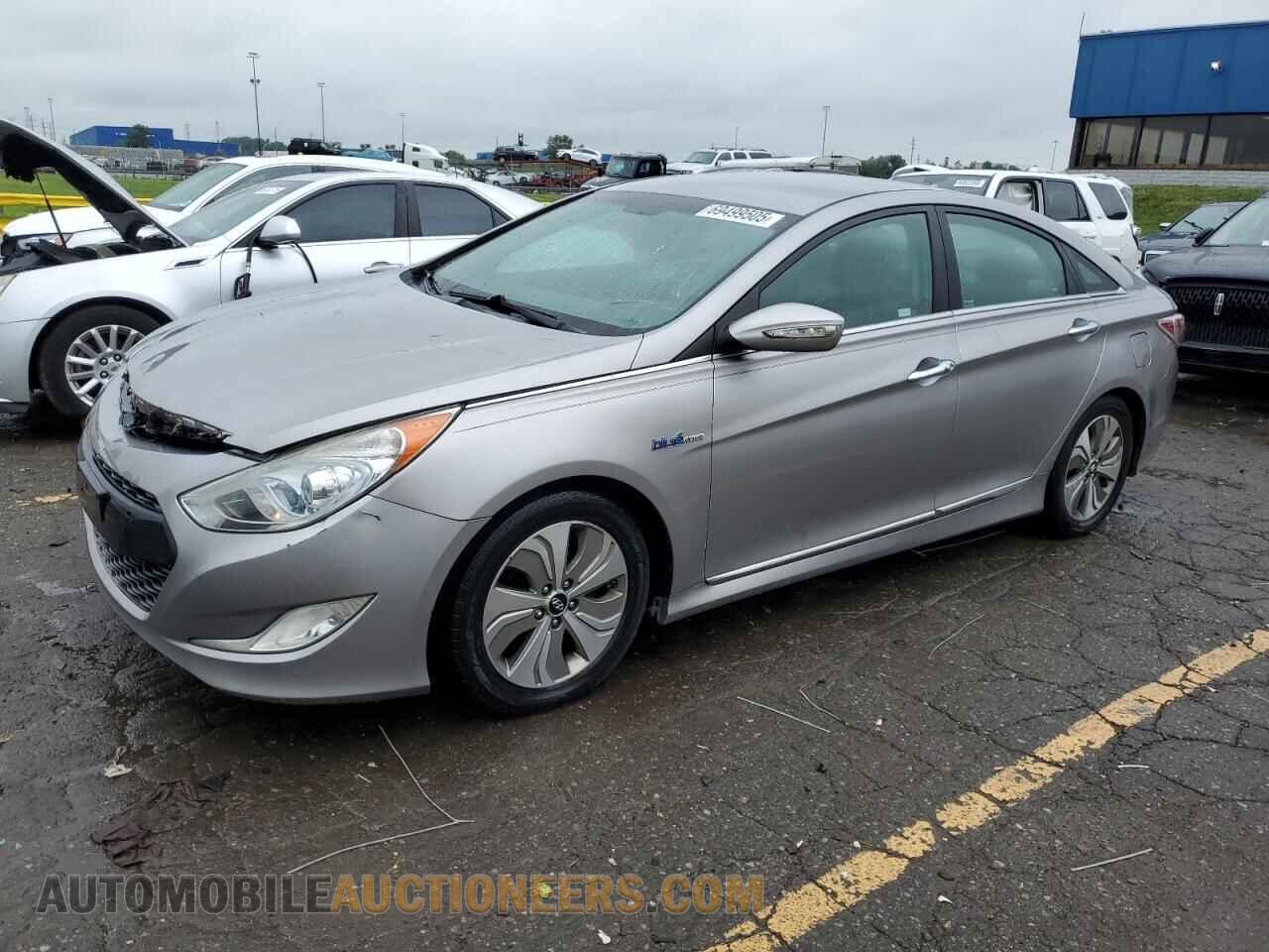 KMHEC4A44DA093686 HYUNDAI SONATA 2013