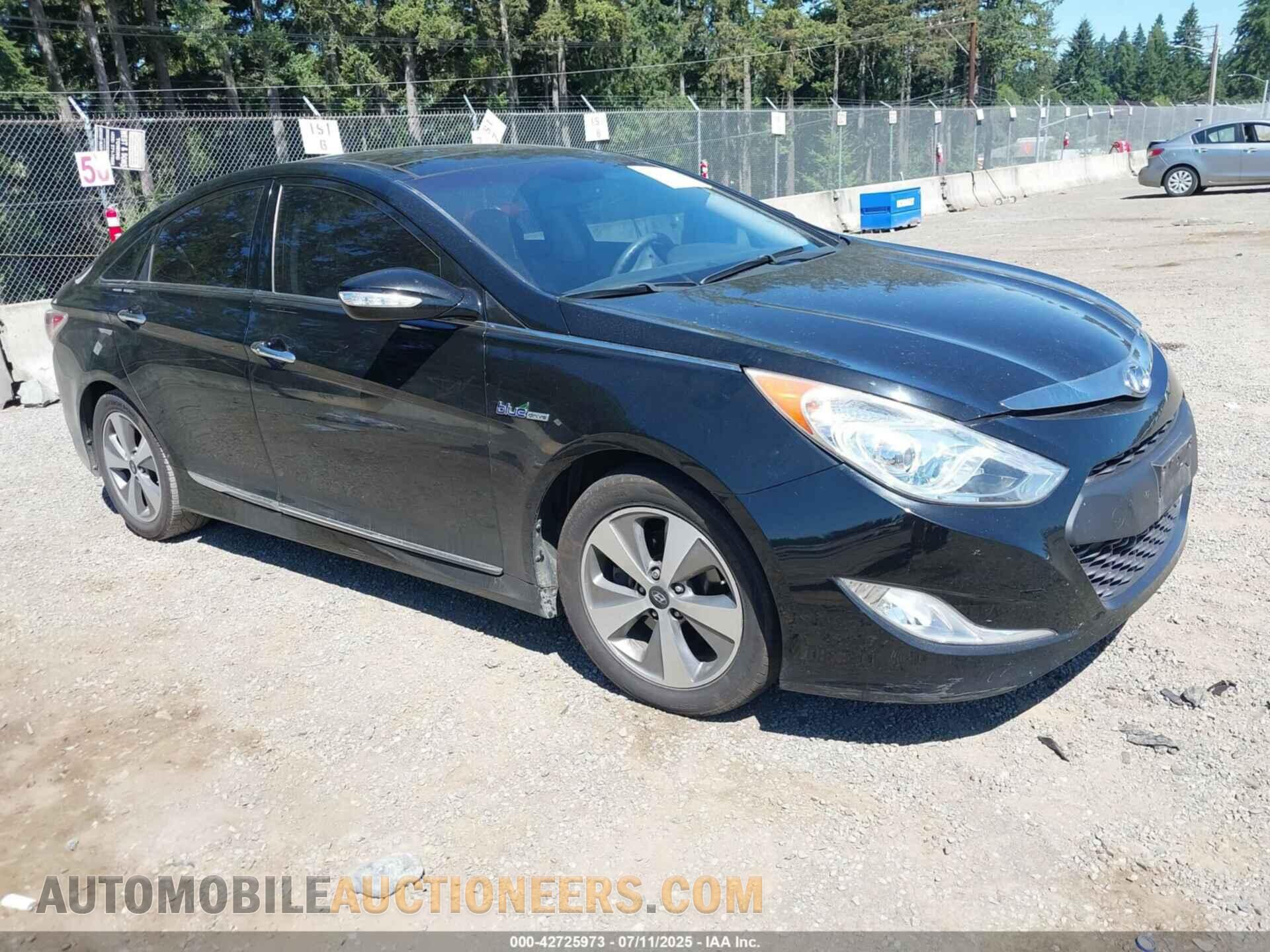KMHEC4A46CA027770 HYUNDAI SONATA HYBRID 2012