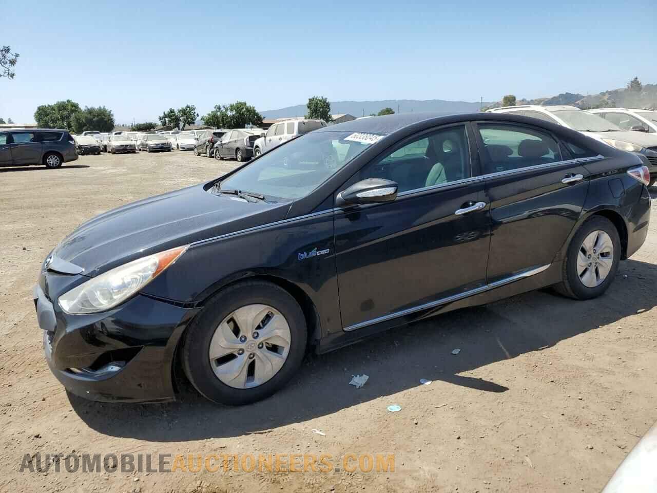 KMHEC4A46DA087971 HYUNDAI SONATA 2013