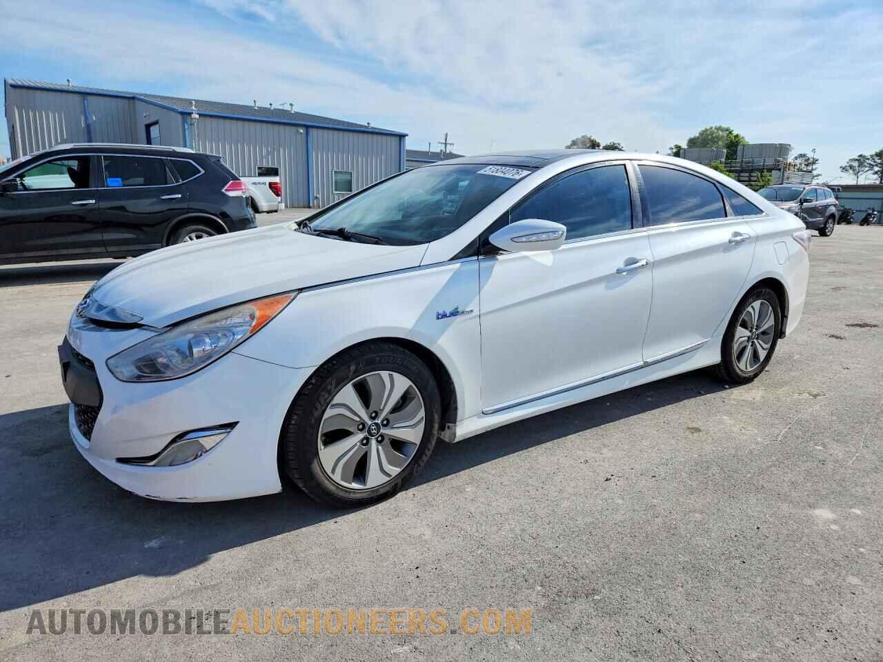 KMHEC4A46FA123788 HYUNDAI SONATA 2015