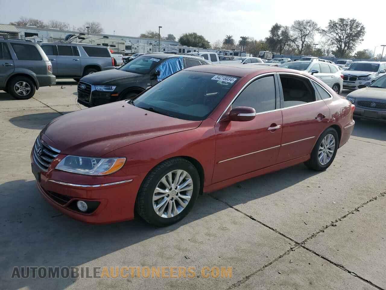 KMHFC4DF5BA552545 HYUNDAI AZERA 2011