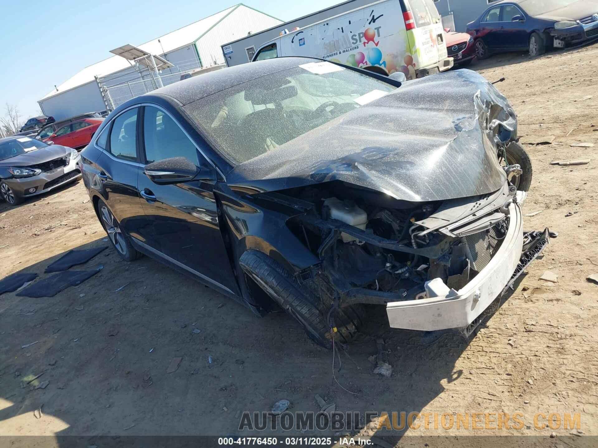 KMHFG4JG5GA510143 HYUNDAI AZERA 2016
