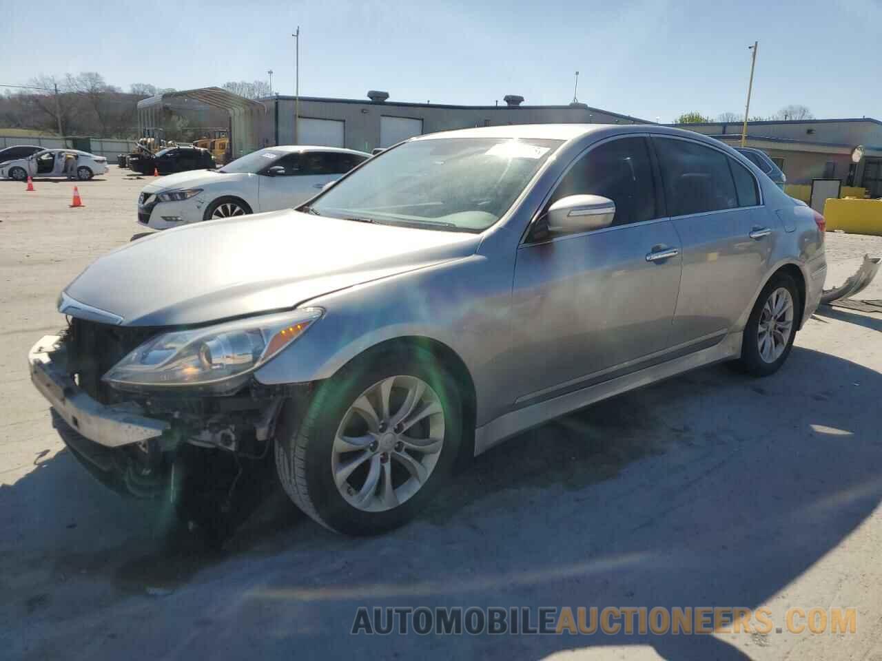 KMHGC4DD5DU242318 HYUNDAI GENESIS 2013