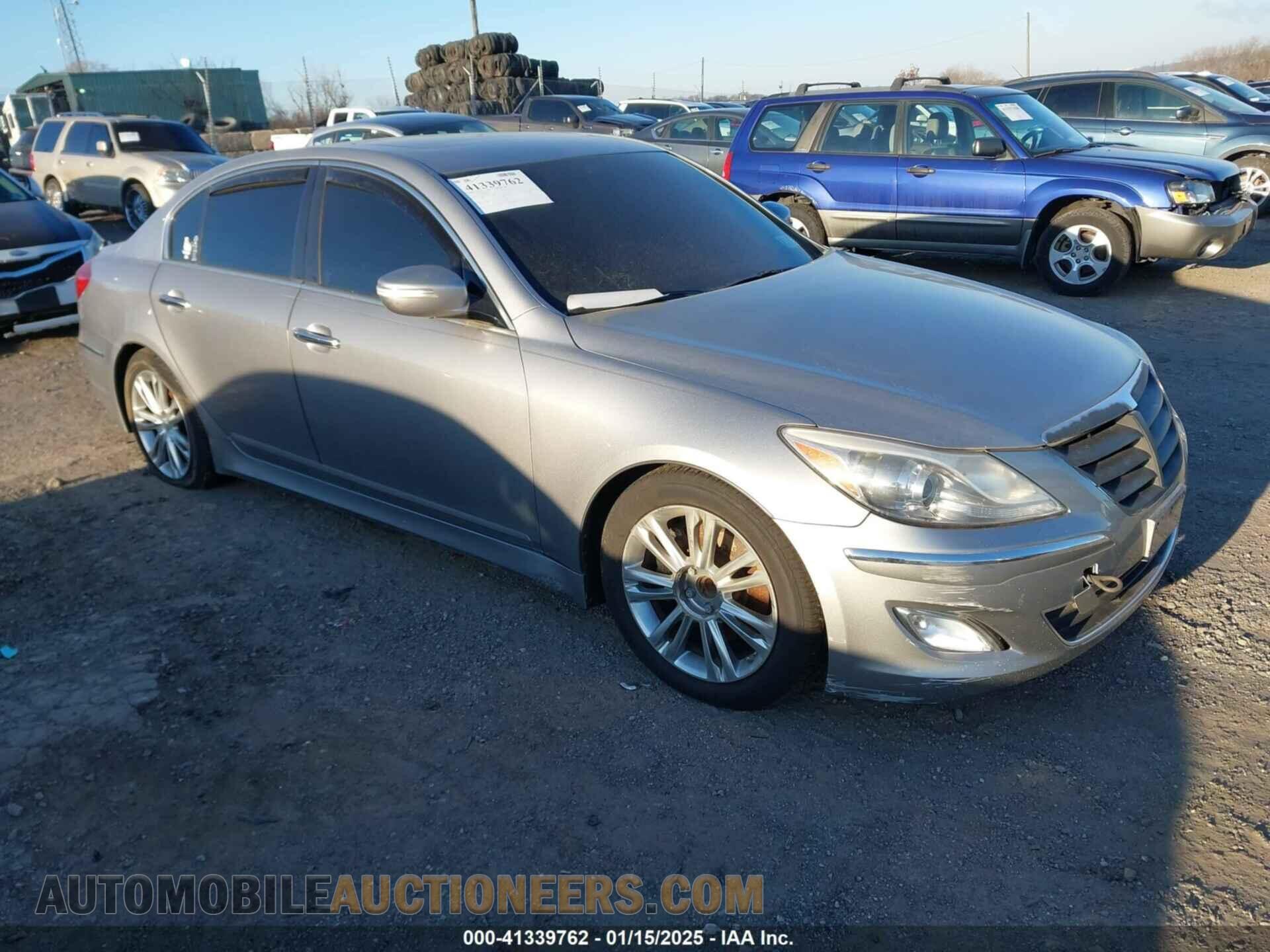 KMHGC4DD7CU168575 HYUNDAI GENESIS 2012