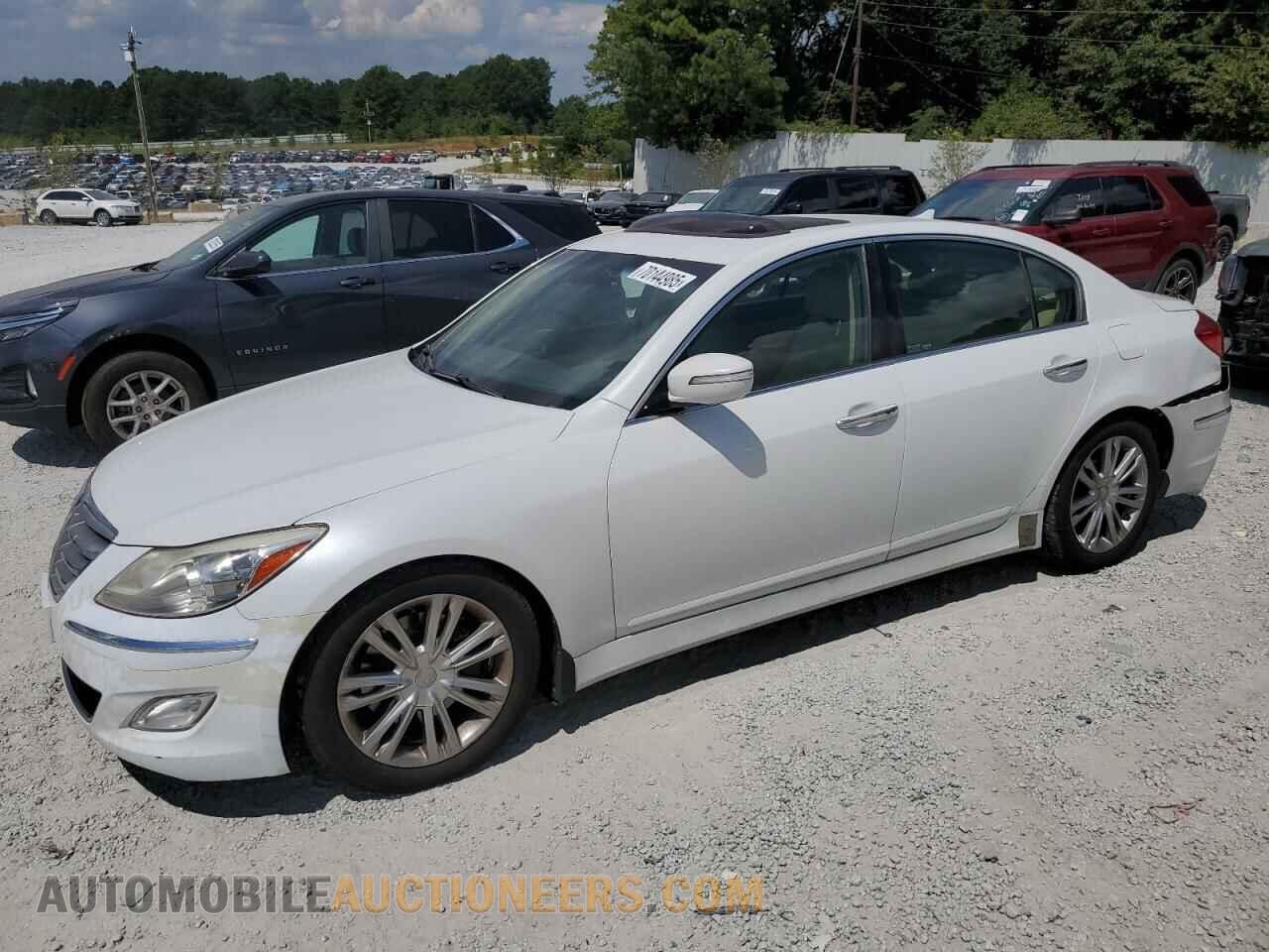 KMHGC4DD7CU197090 HYUNDAI GENESIS 2012