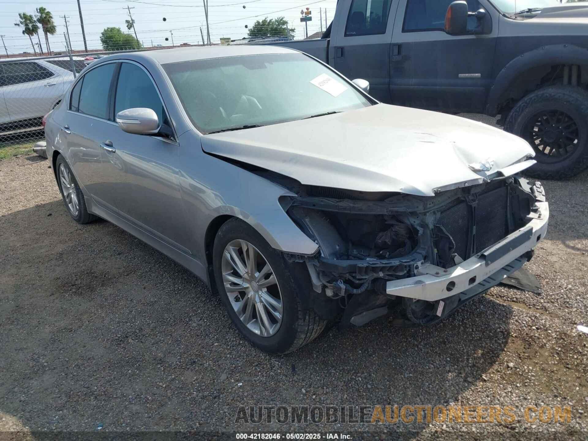 KMHGC4DD8DU237064 HYUNDAI GENESIS 2013