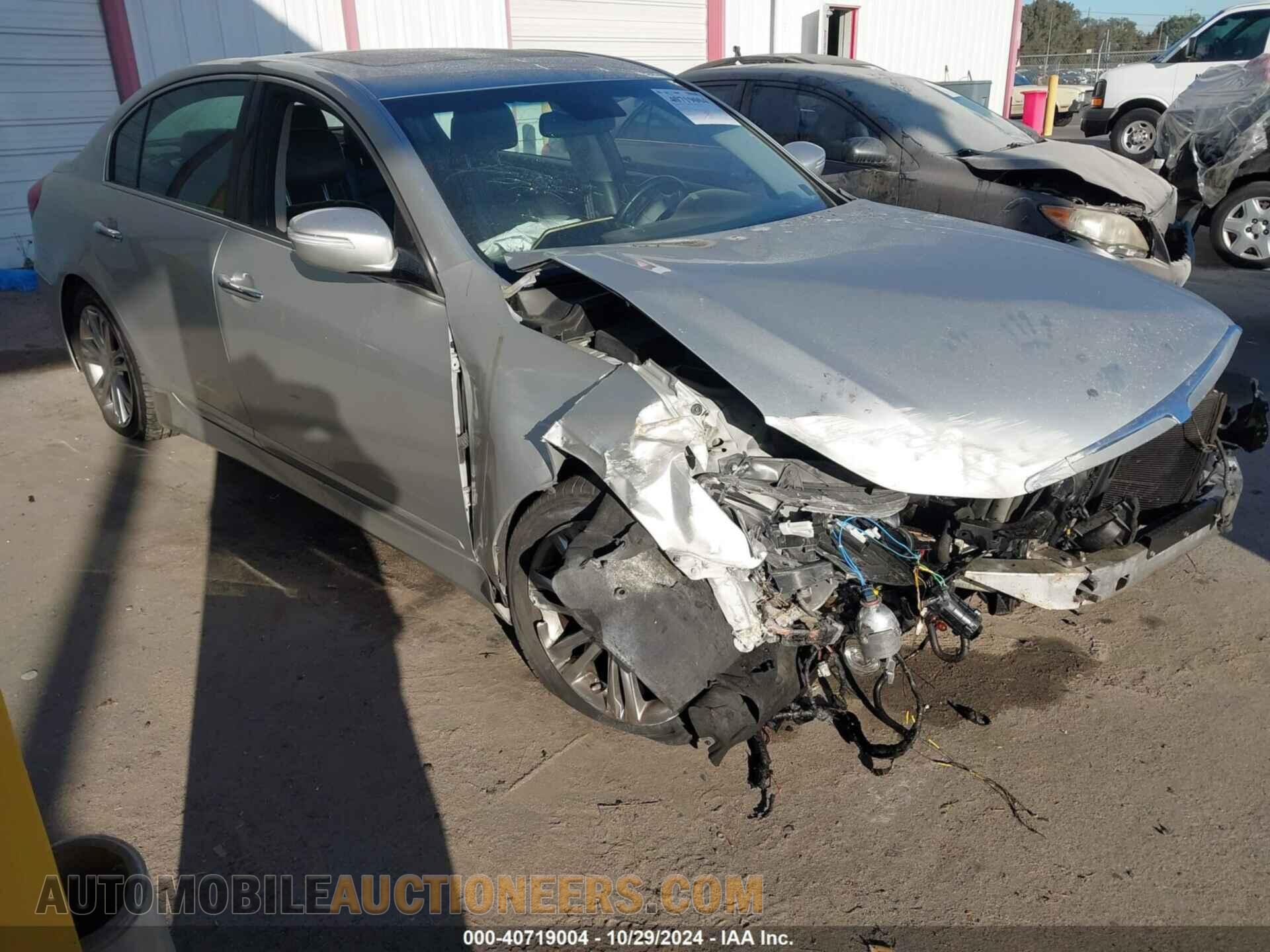 KMHGC4DD9CU207831 HYUNDAI GENESIS 2012