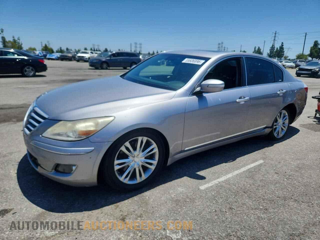 KMHGC4DF2BU129795 HYUNDAI GENESIS 2011