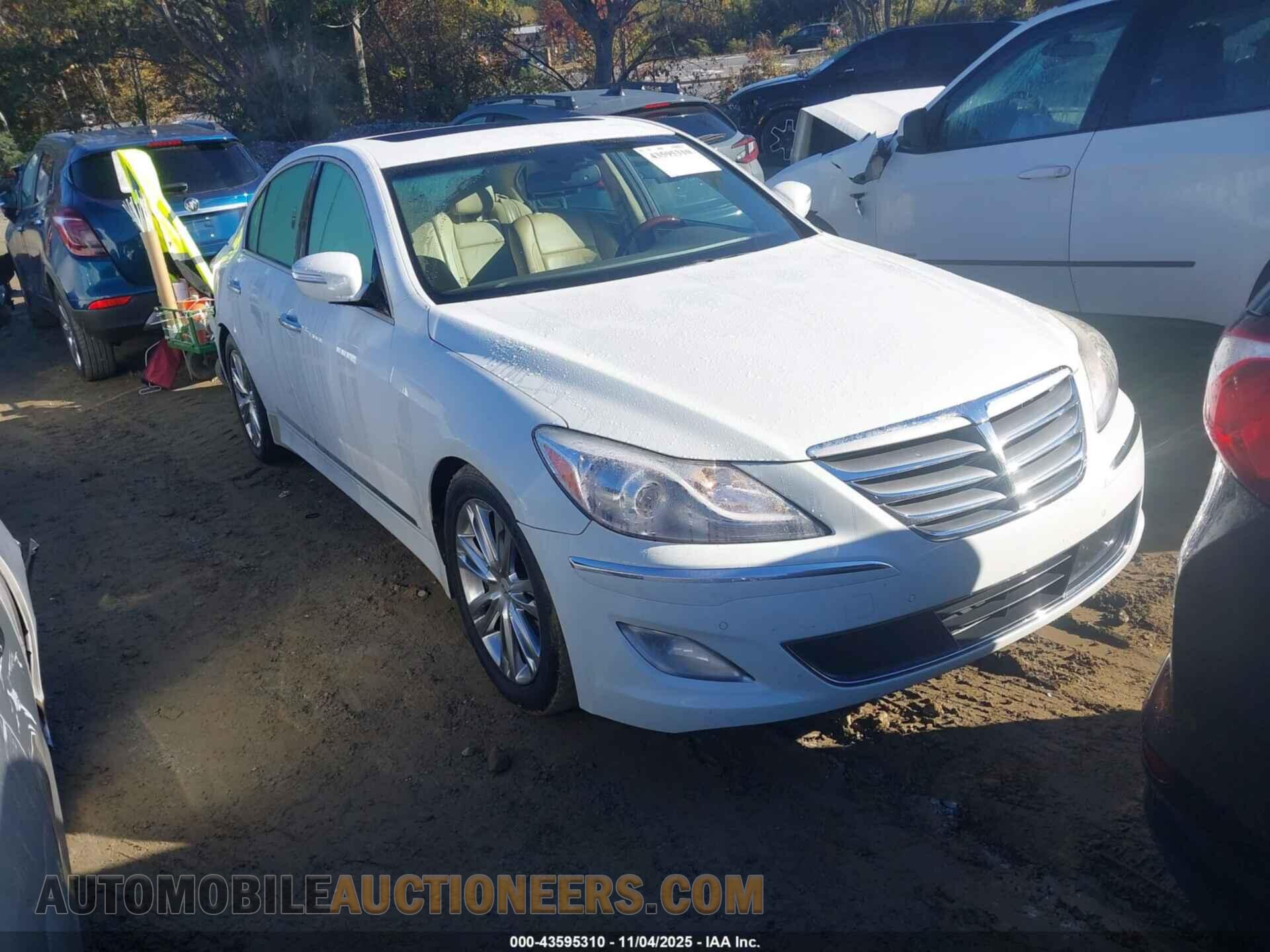 KMHGC4DF7CU199794 HYUNDAI GENESIS 2012